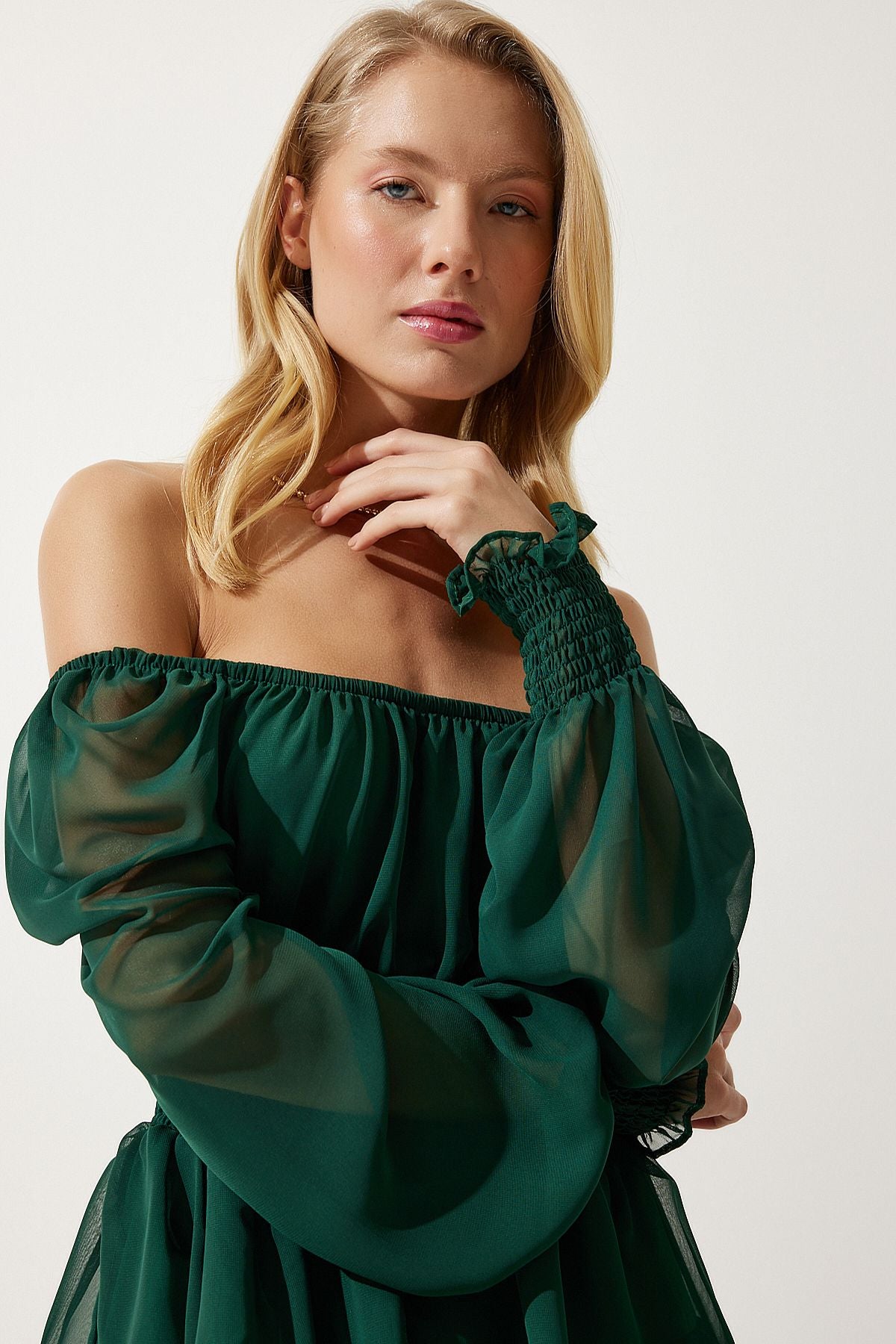 Female emerald green flywheel chiffon dress DK00168