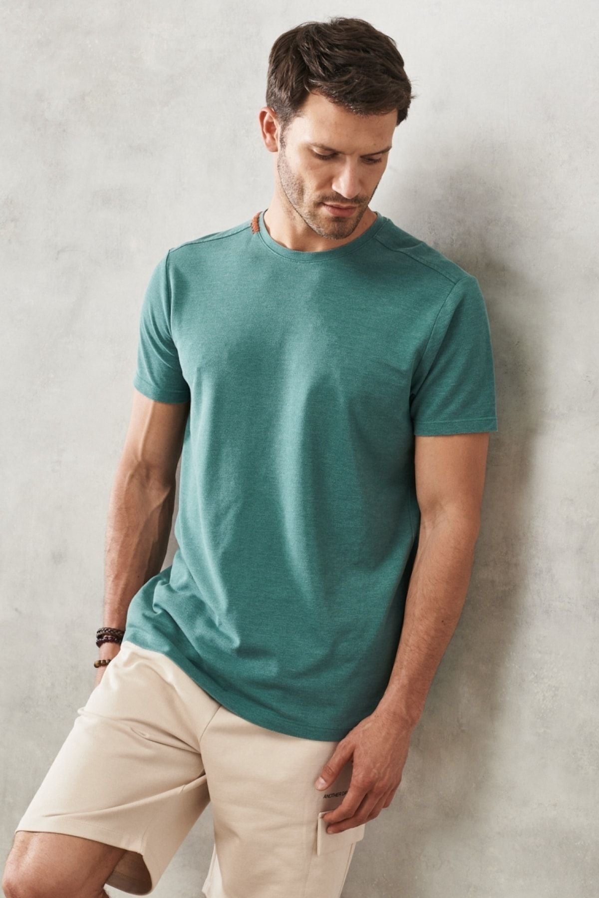 Men's green slim fit narrow cut bike bike collar cotton t -shirt