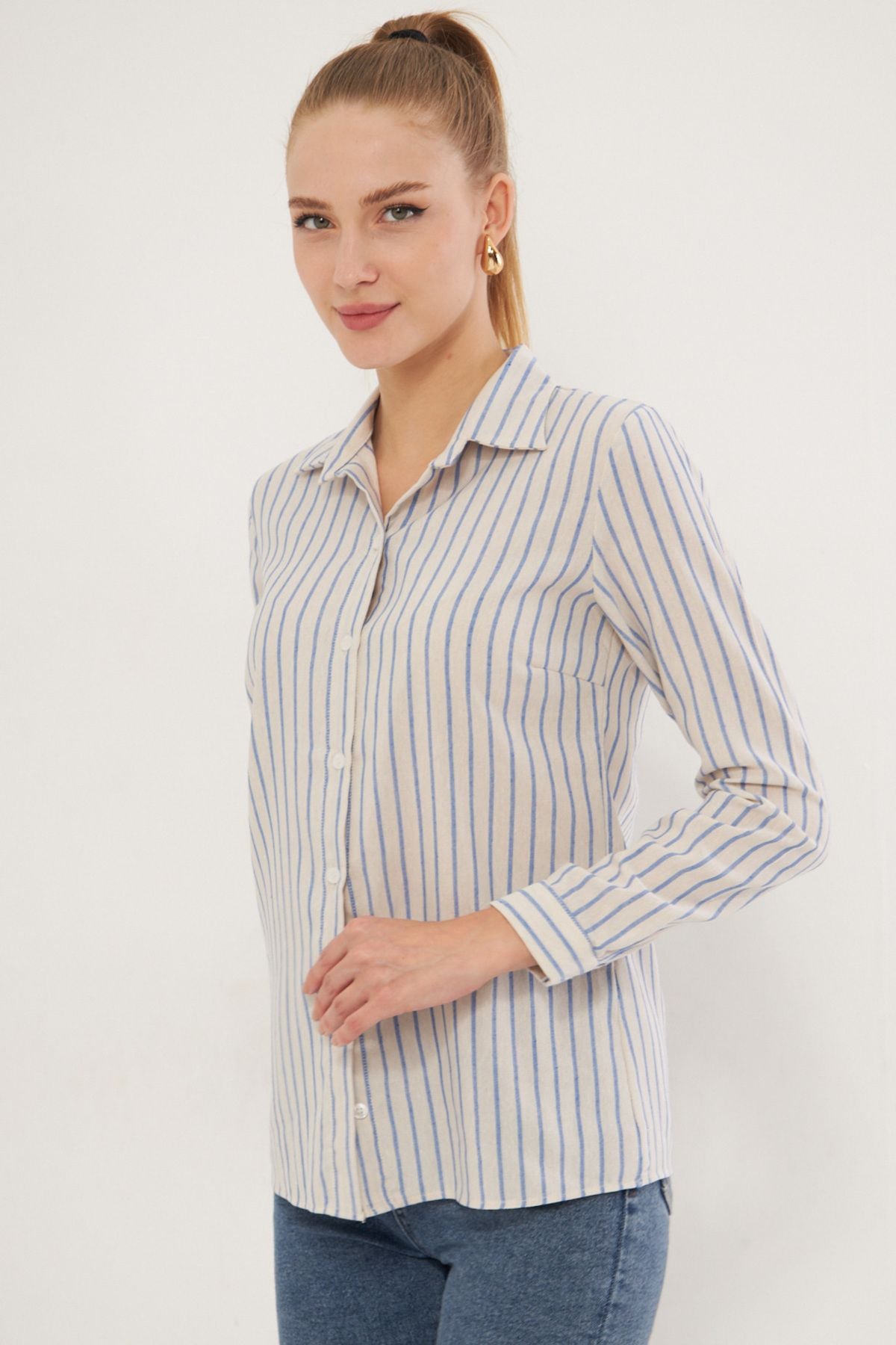 Women's Blue White Patterned Long Sleeve Shirt ARM-25K001040