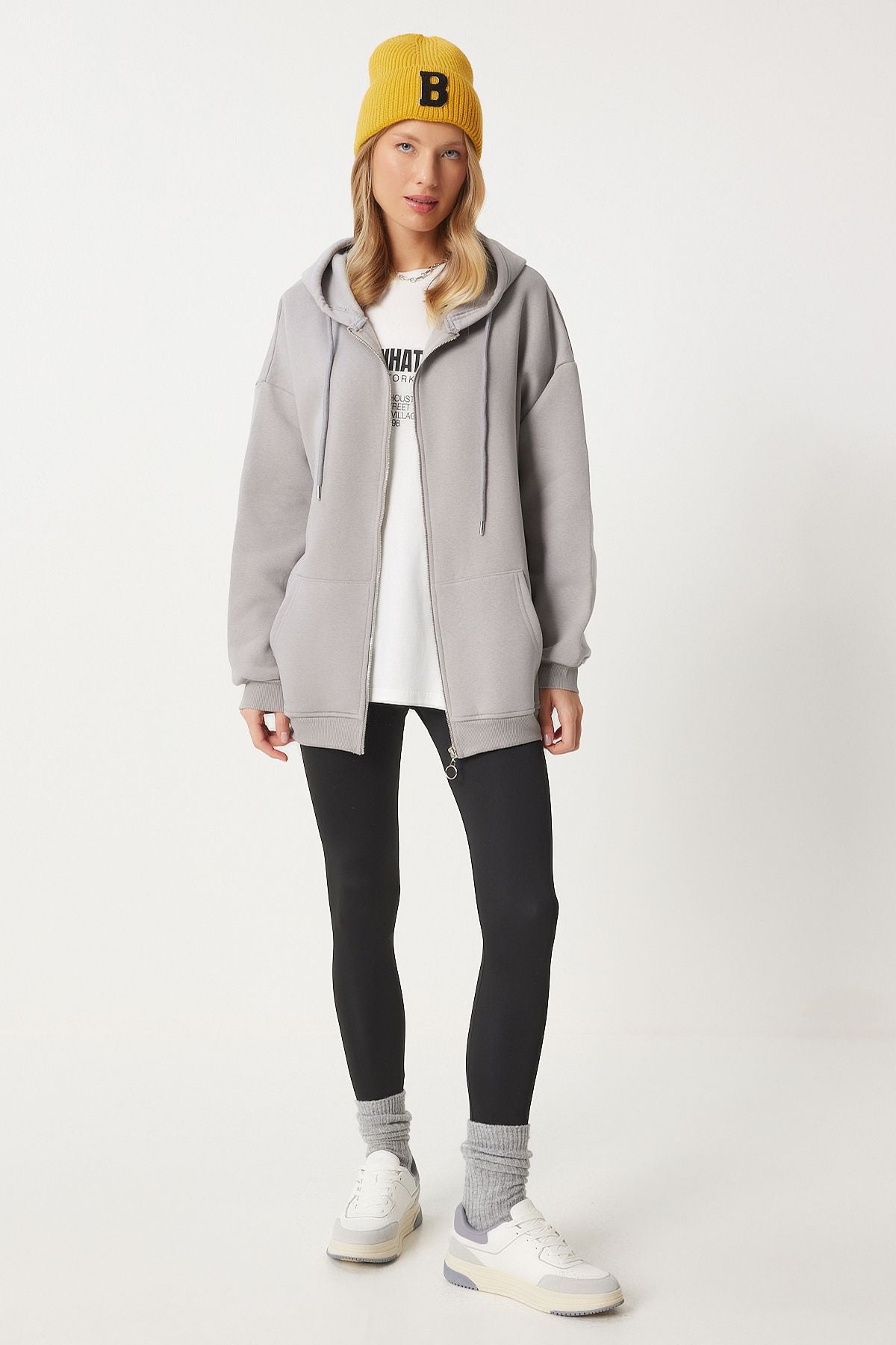 Woman Sweatshirt UB00124