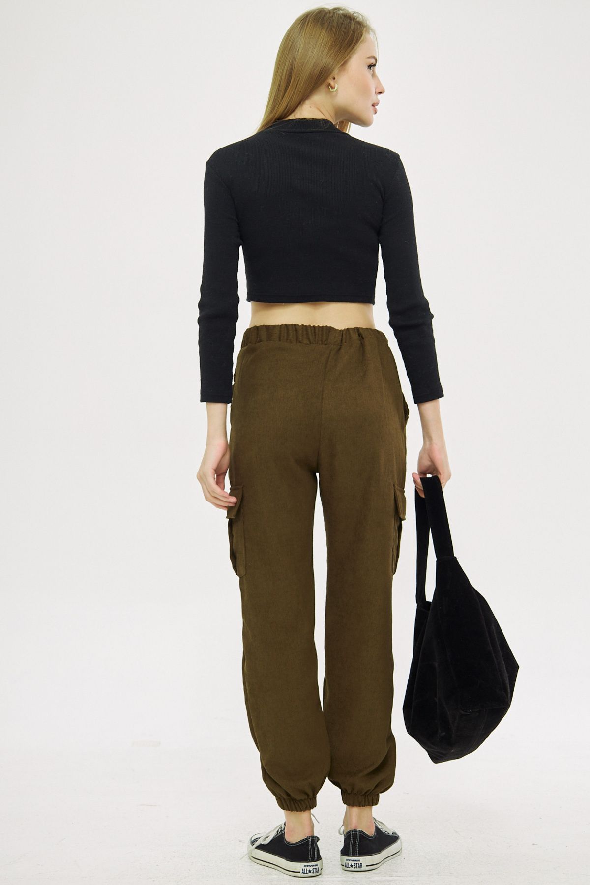 Woman Dark Khaki Velvet waist and leg righteous thin wick cargo pants Arm-25k001035