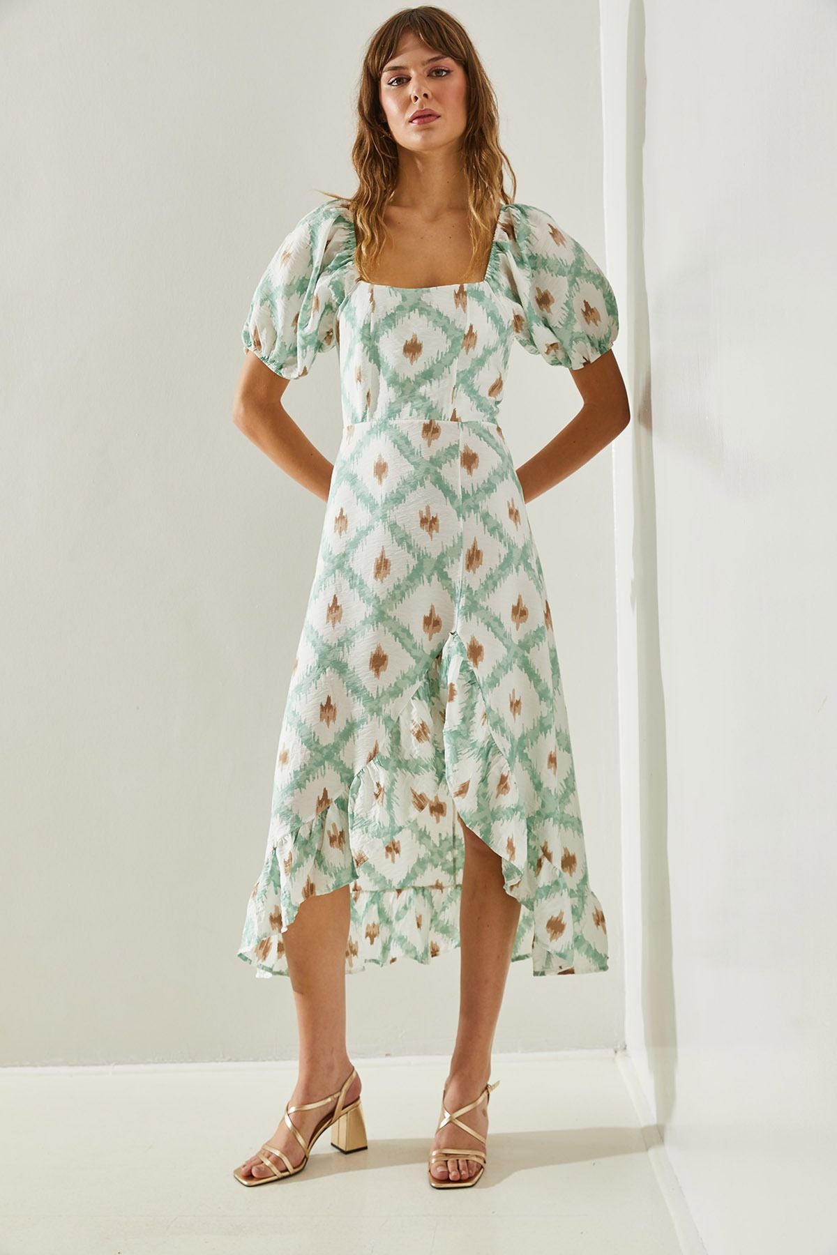 Female Balloon Sleeve Ruffle Detailed Hidden Zipper Dress 60251373