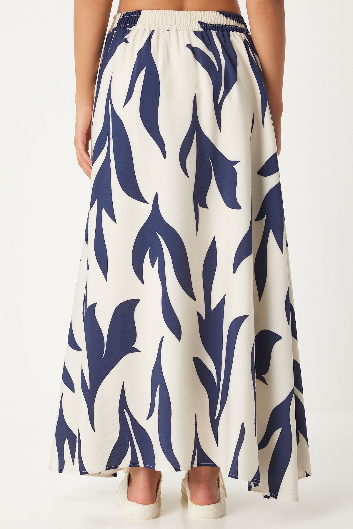 Woman Ecru Navy Blue Patterned Maxi Skirt DD01333