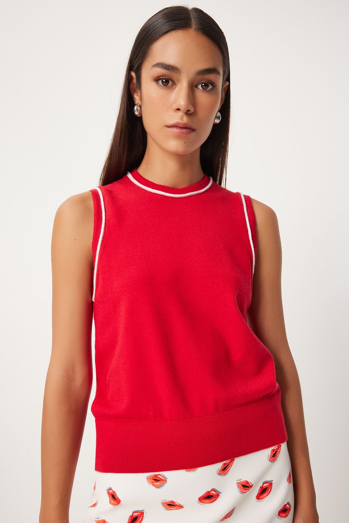 Woman Red Sleeveless Triko Blouse PF00076