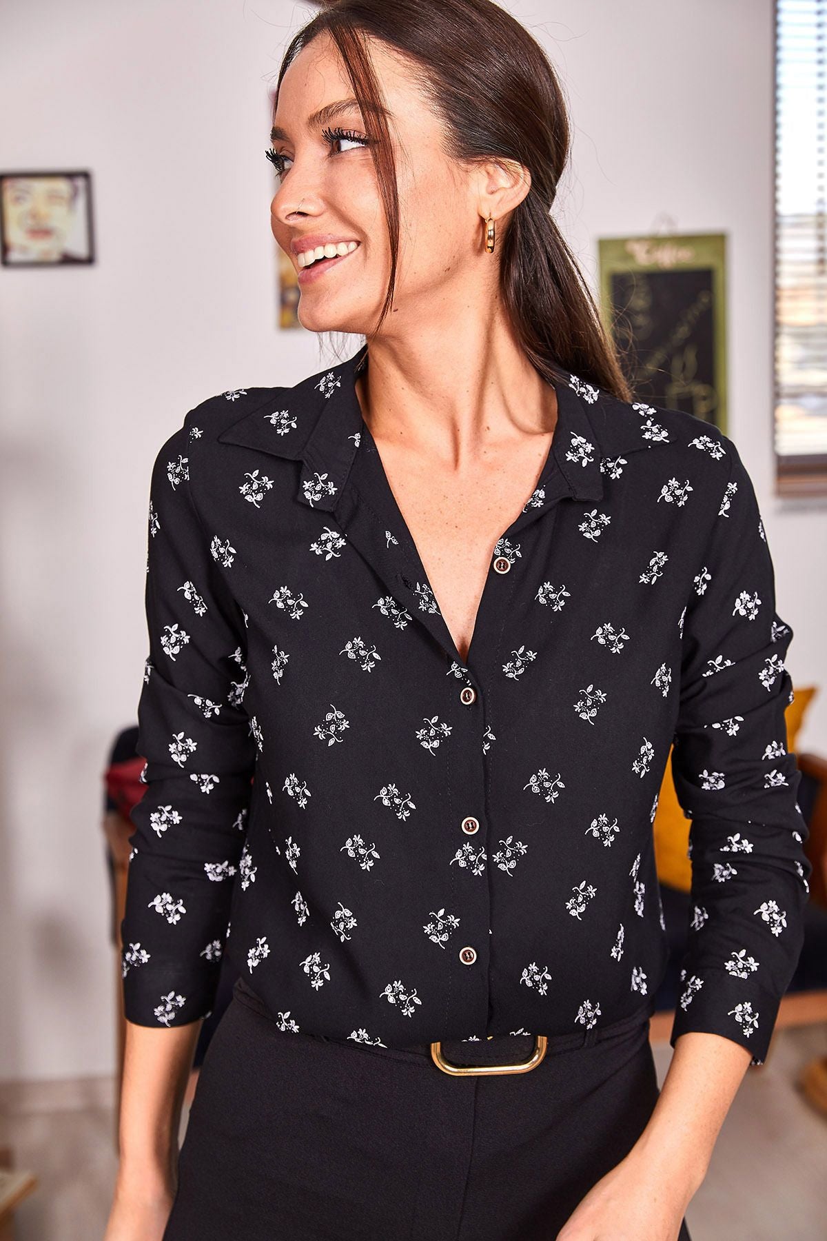 Female Black Flower Pattern Long Arm Shirt ARM-22K001063