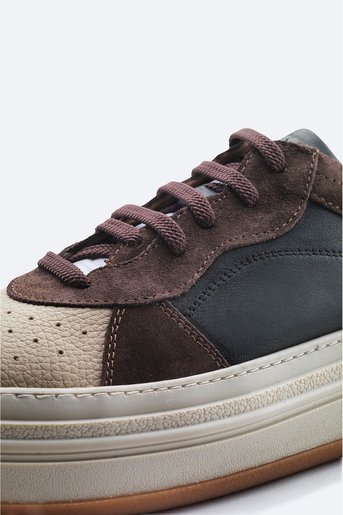 Men's brown leather detailed flexible floor casual shoes A32Y8020