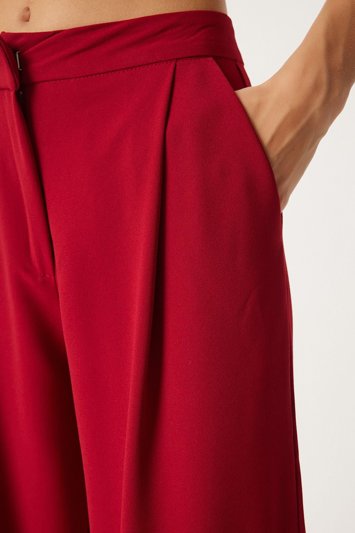 Woman Red Pleated Weaving Palazzo Pants UL00038