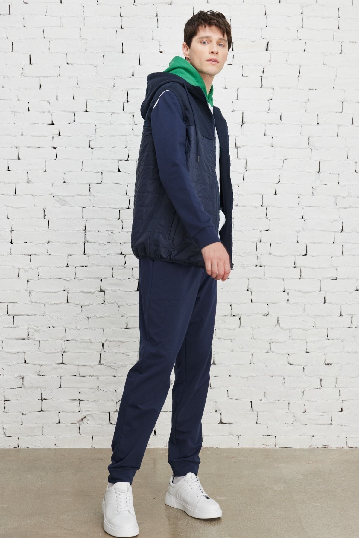 Men's Navy Blue Standard Fit Normal Cut Hooded Cotton Sweatshirt Vest