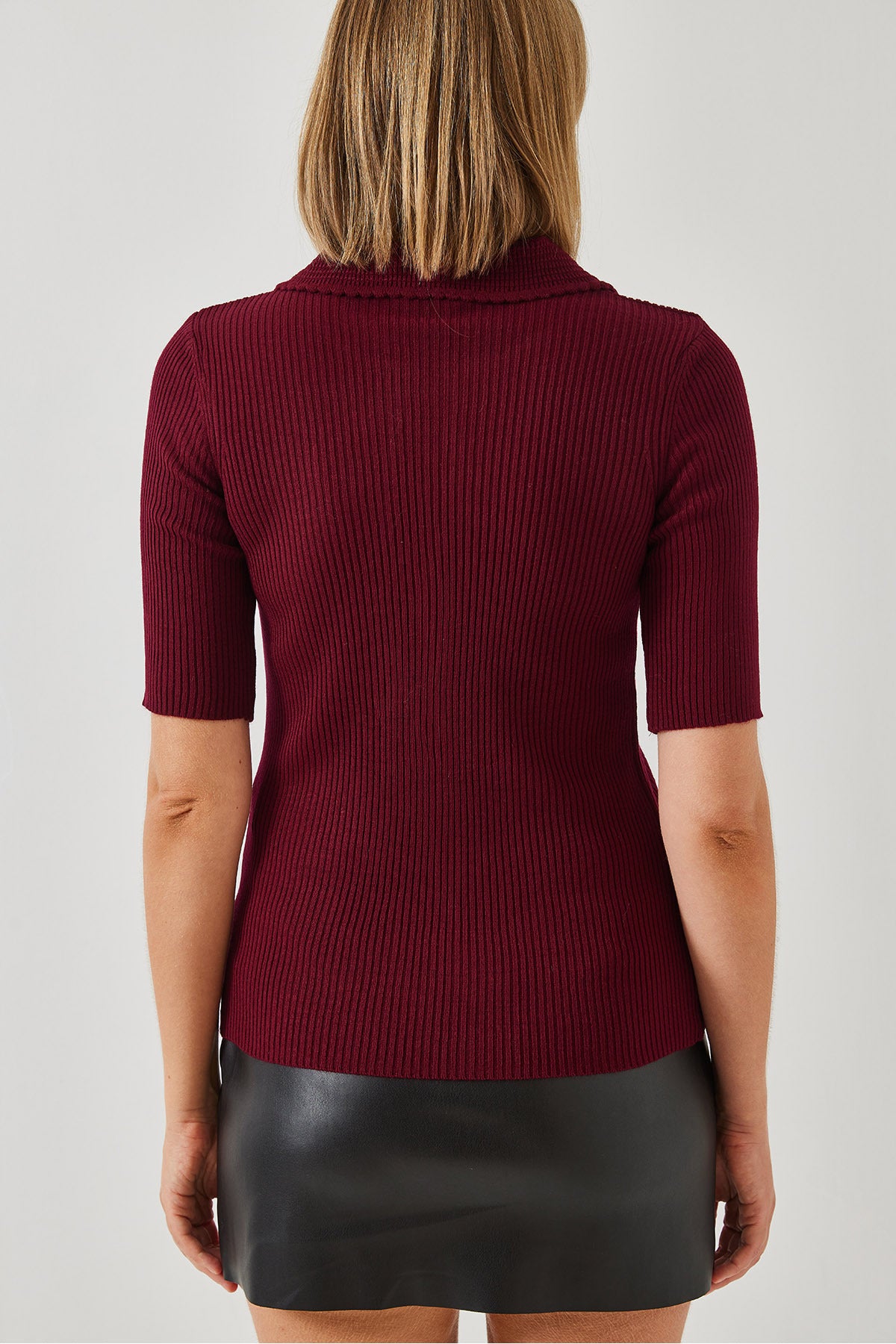 Women's Wide Collar Buttoned Placket Knitwear Sweater 20246251