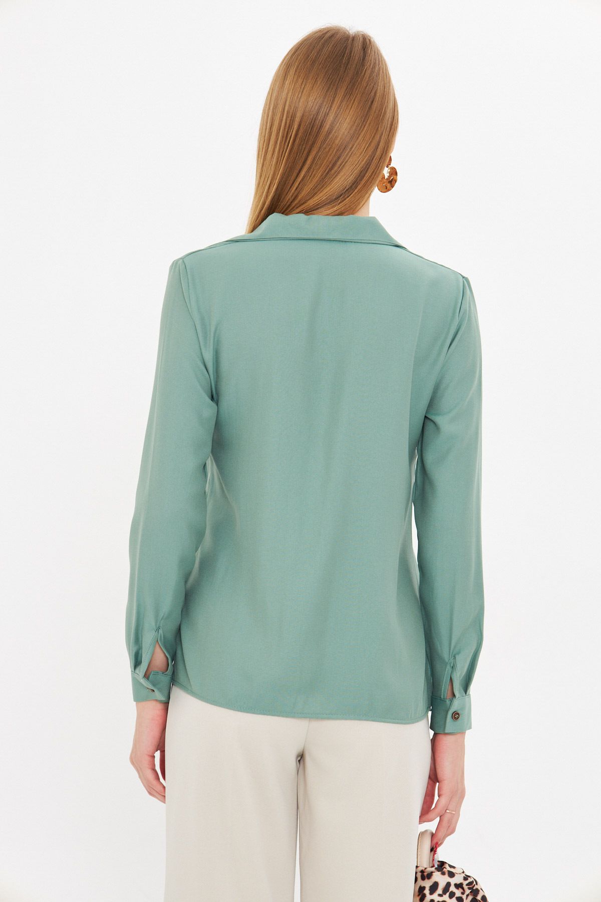 Women's Cagla Green Long Sleeve Flat Shirt ARM-18Y001176
