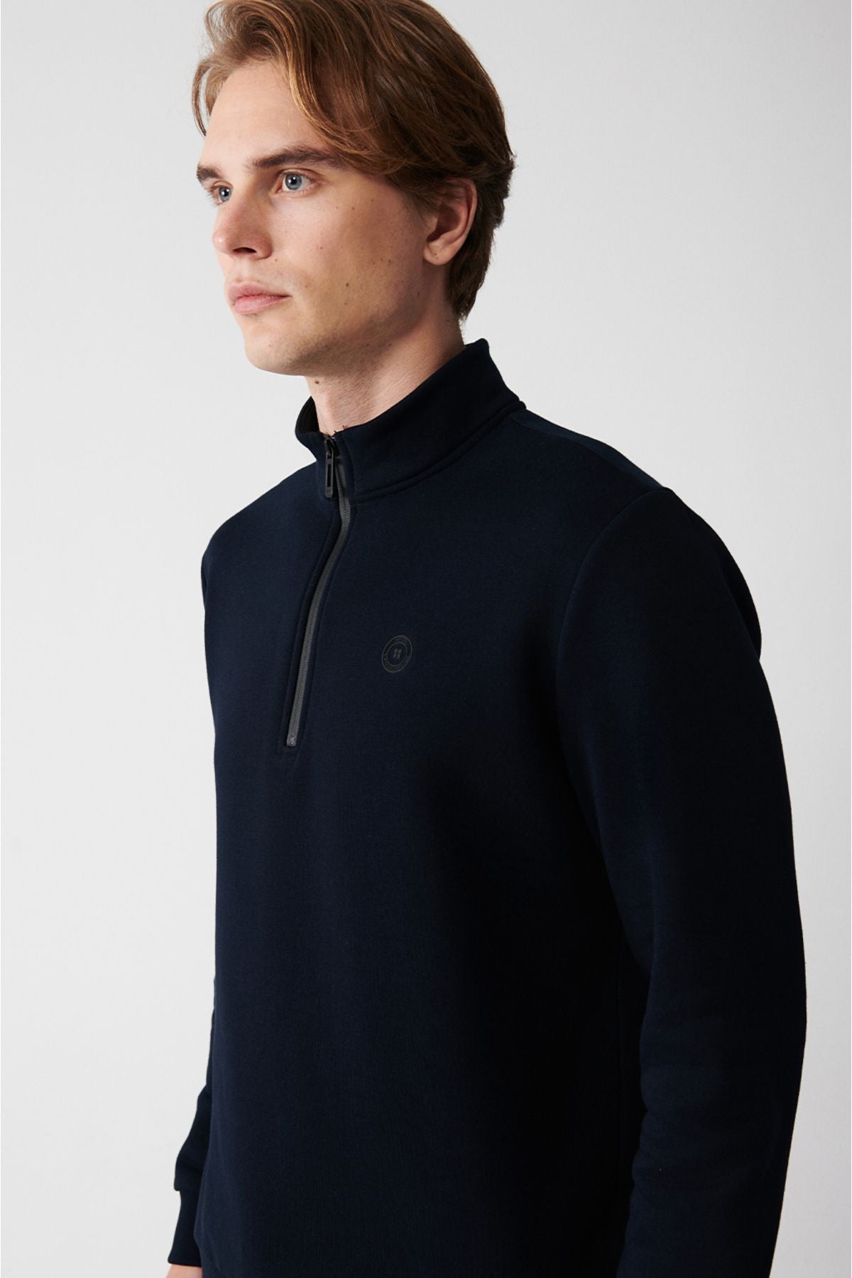 Men's navy blue upright neck zipper