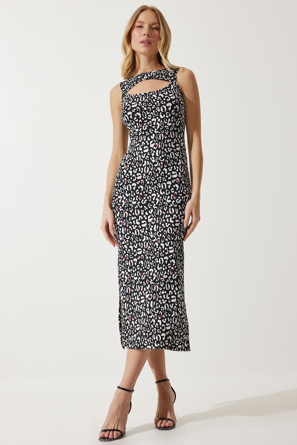 Woman Black White Cut Out Detailed Patterned Knitting Dress MC00270