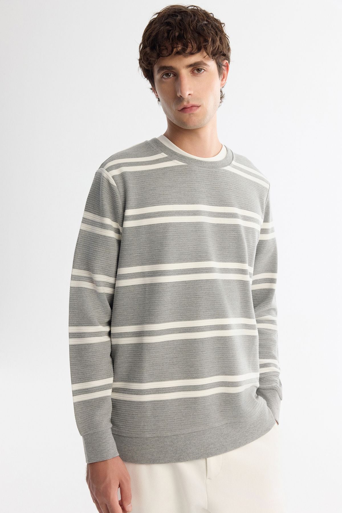 Men's gray bike collar striped knitting Sweatshirt A42y1292