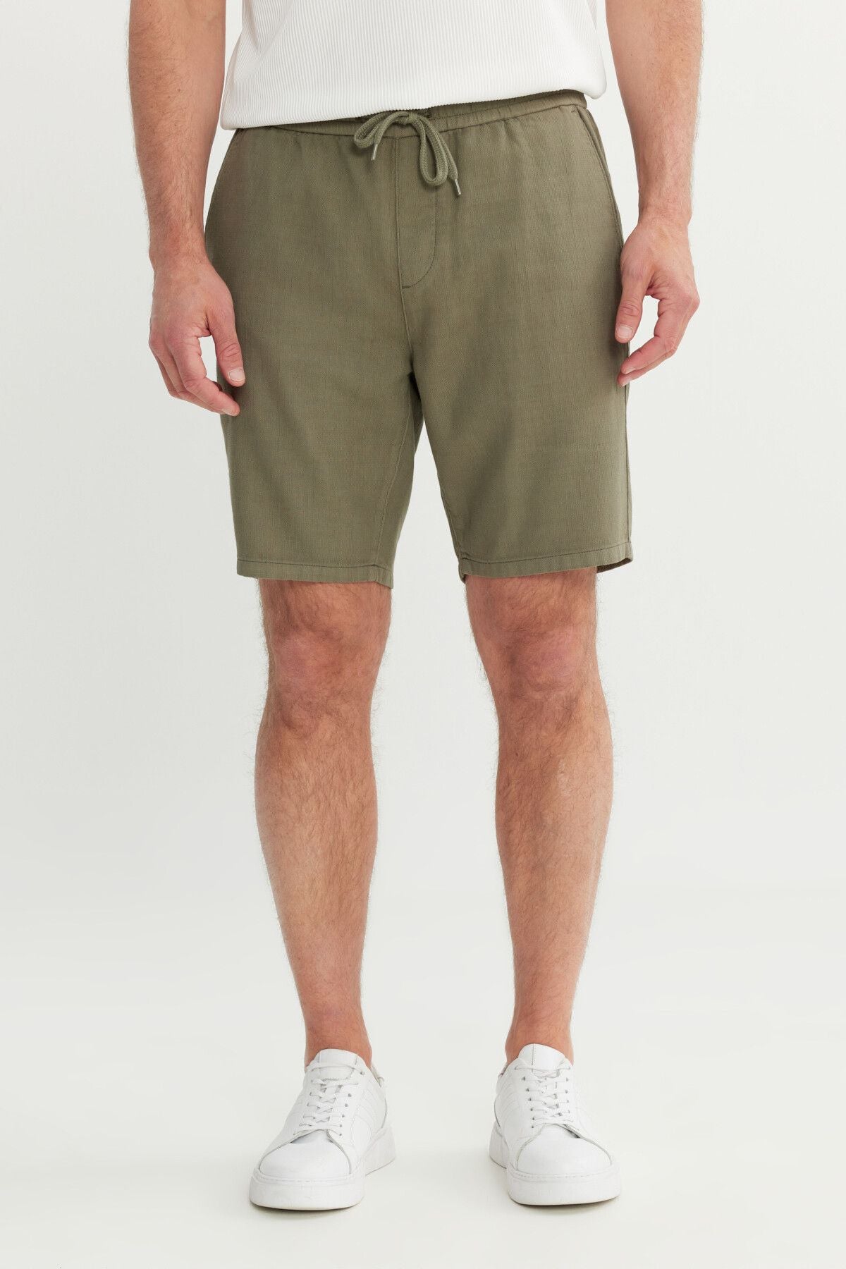 Men's Khaki 100 %Cotton Comfort Fit Waist Bagyn Flami Side Pocket Shorts