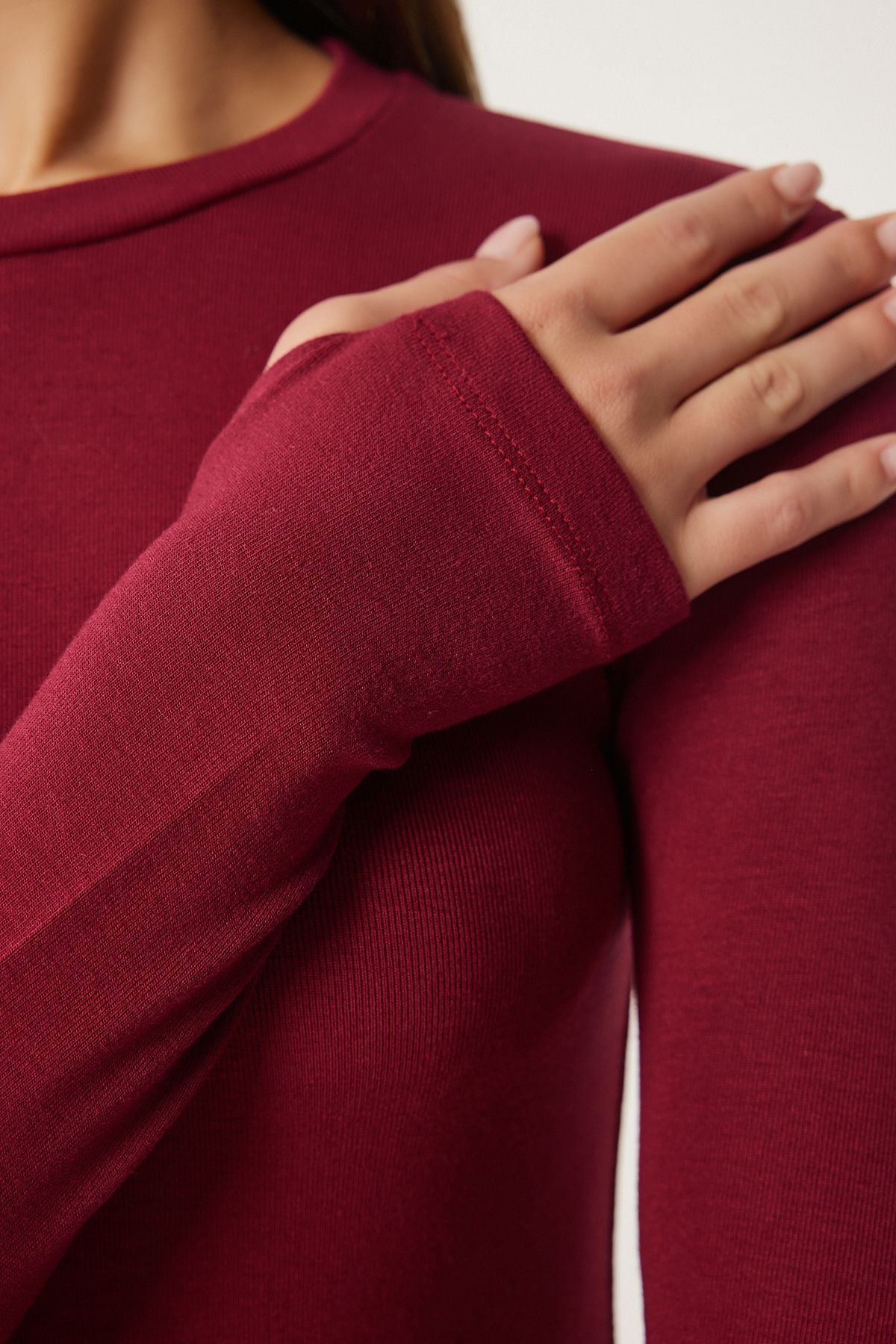 Female Bordeaux Bicycle Neck Basic Knitting Blouse CR00439