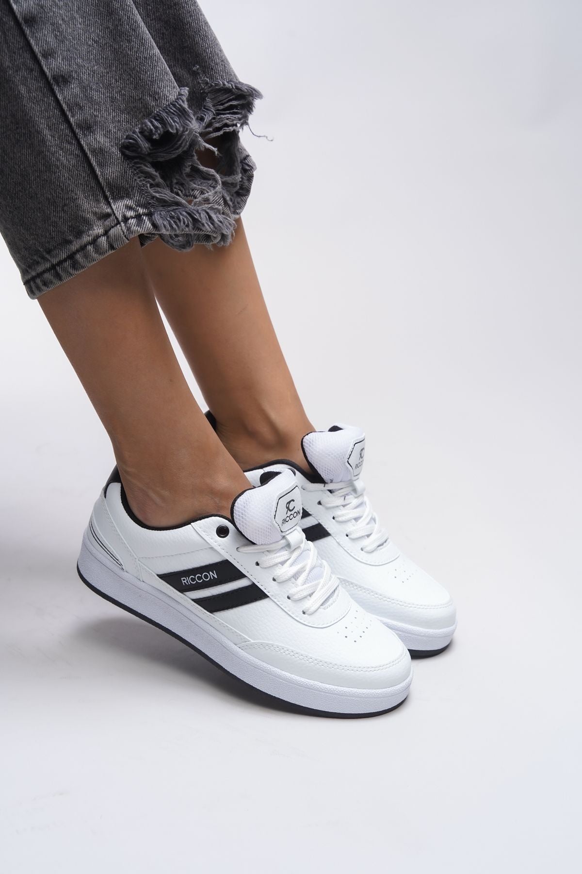 Zraudan Unisex Snekaer 001234 White Black