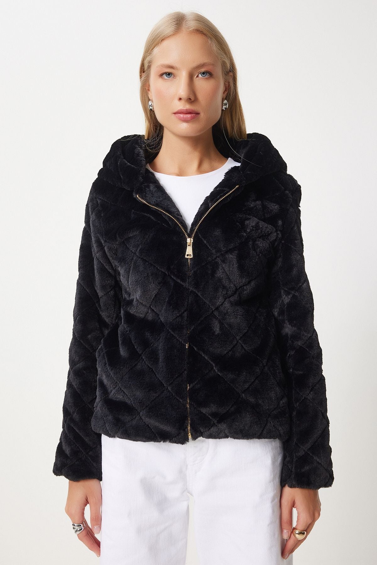 WOMEN BLACK HAPPED HAPPENED COLLAR RV00200