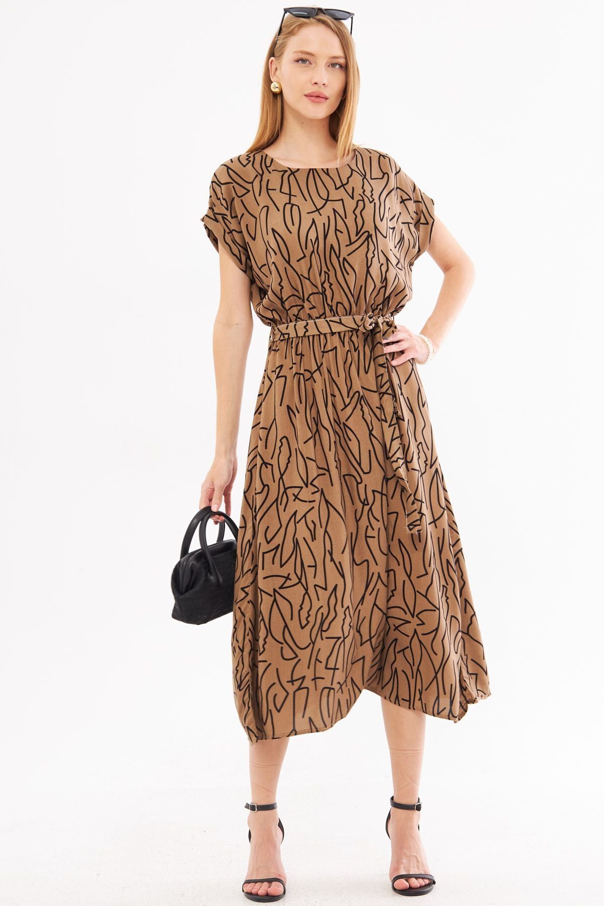 Female mink waist-tire-tied patterned dress ARM-221044