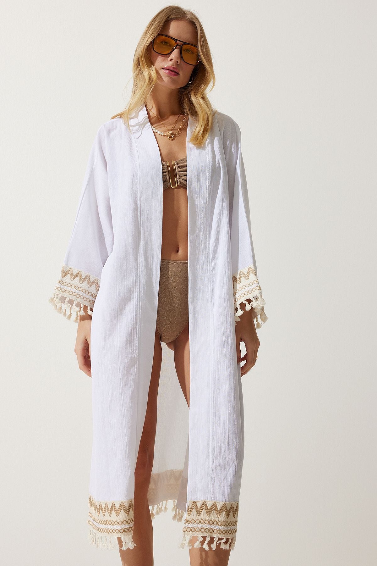 Women's white tassel guipure detailed long linen kimono OH00042