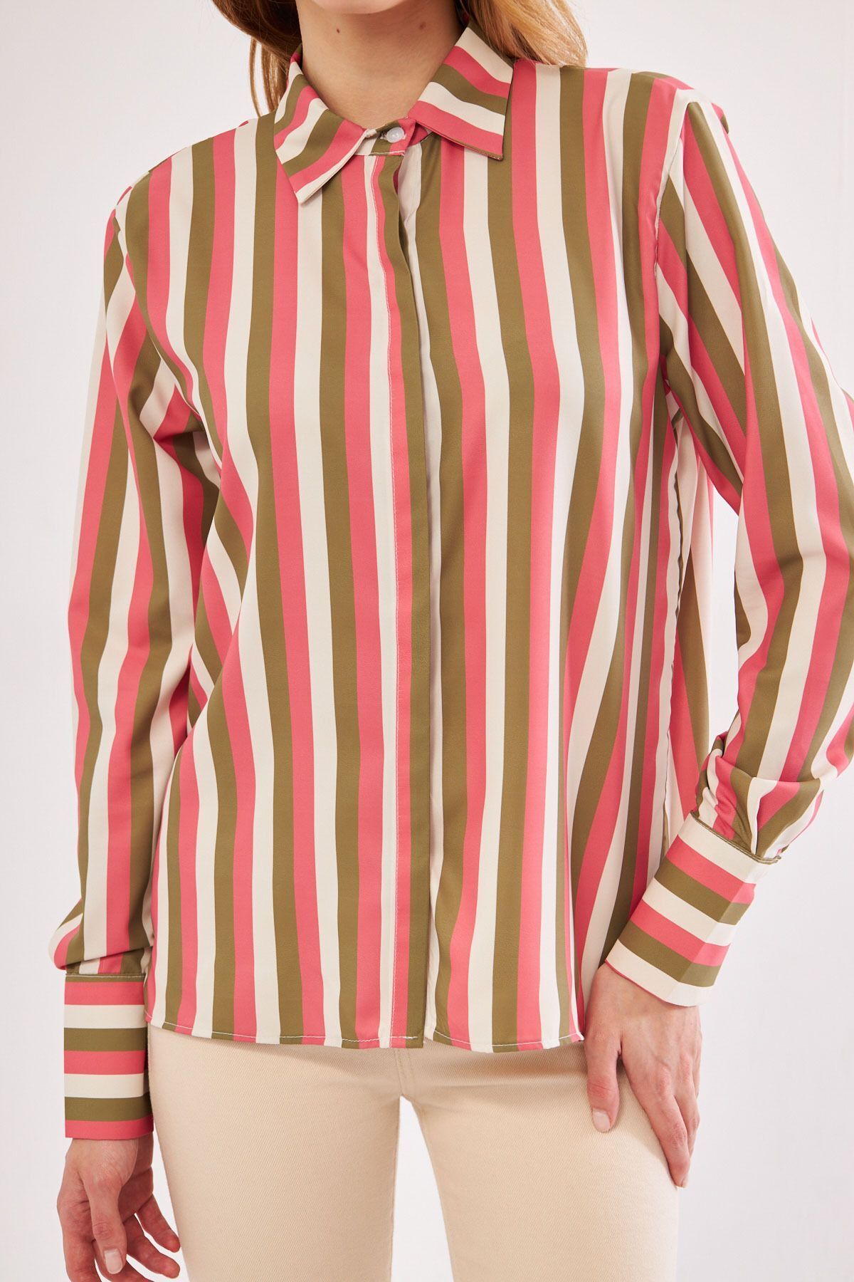 WOMEN Pink Pende Shirt Hidden Egger Wide Cuff with Striped Arm-24Y001025