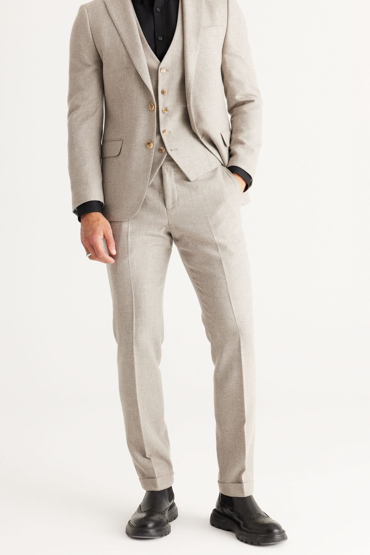 Men's beige woolen slim fit narrow cutting mono collar patterned vest suit suits