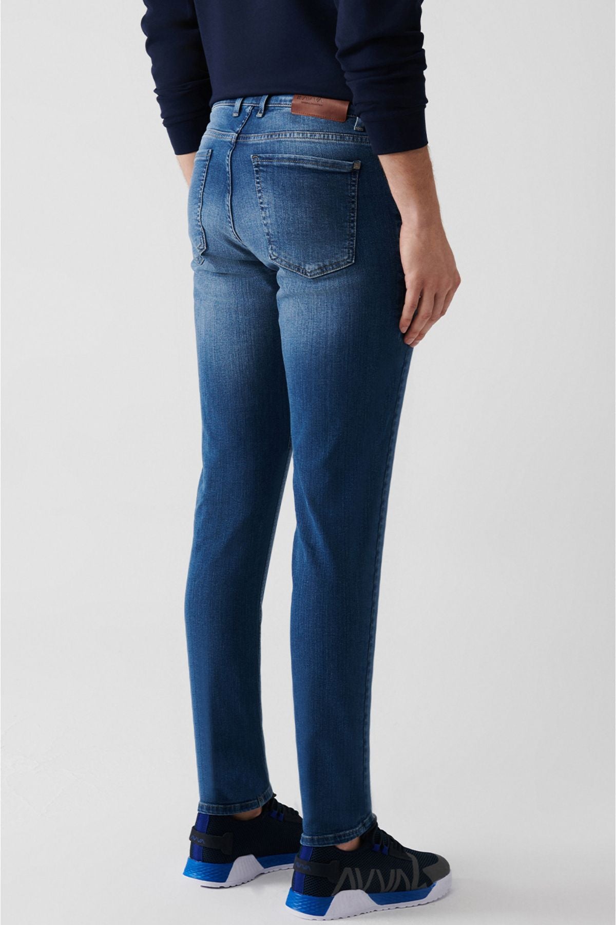 Men's Blue Obedness Washing Flexible Jean Pants B003506