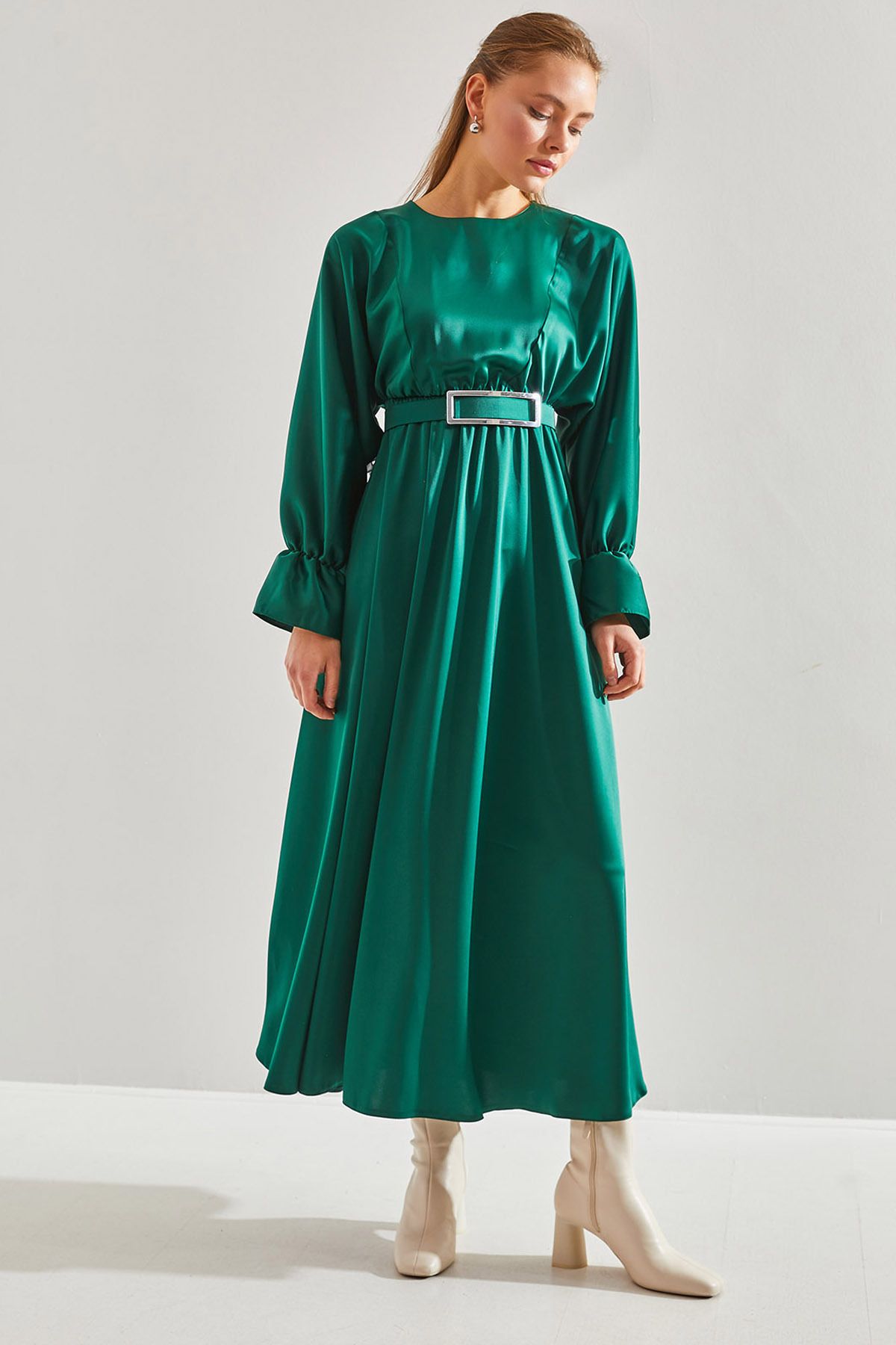 Female Balloon Sleeve Satin Hijab Dress 60151013