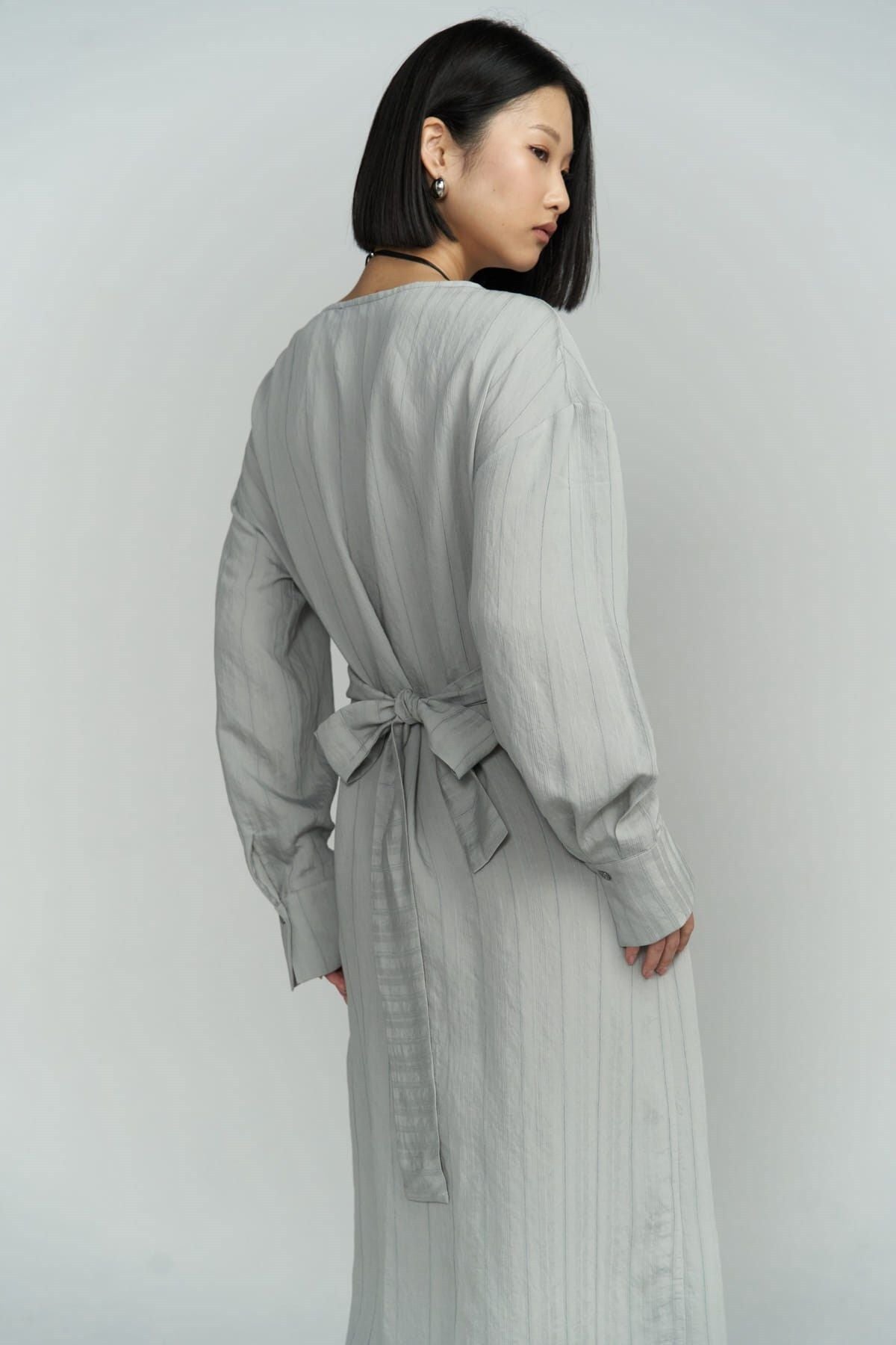 Bella midi size gray dress