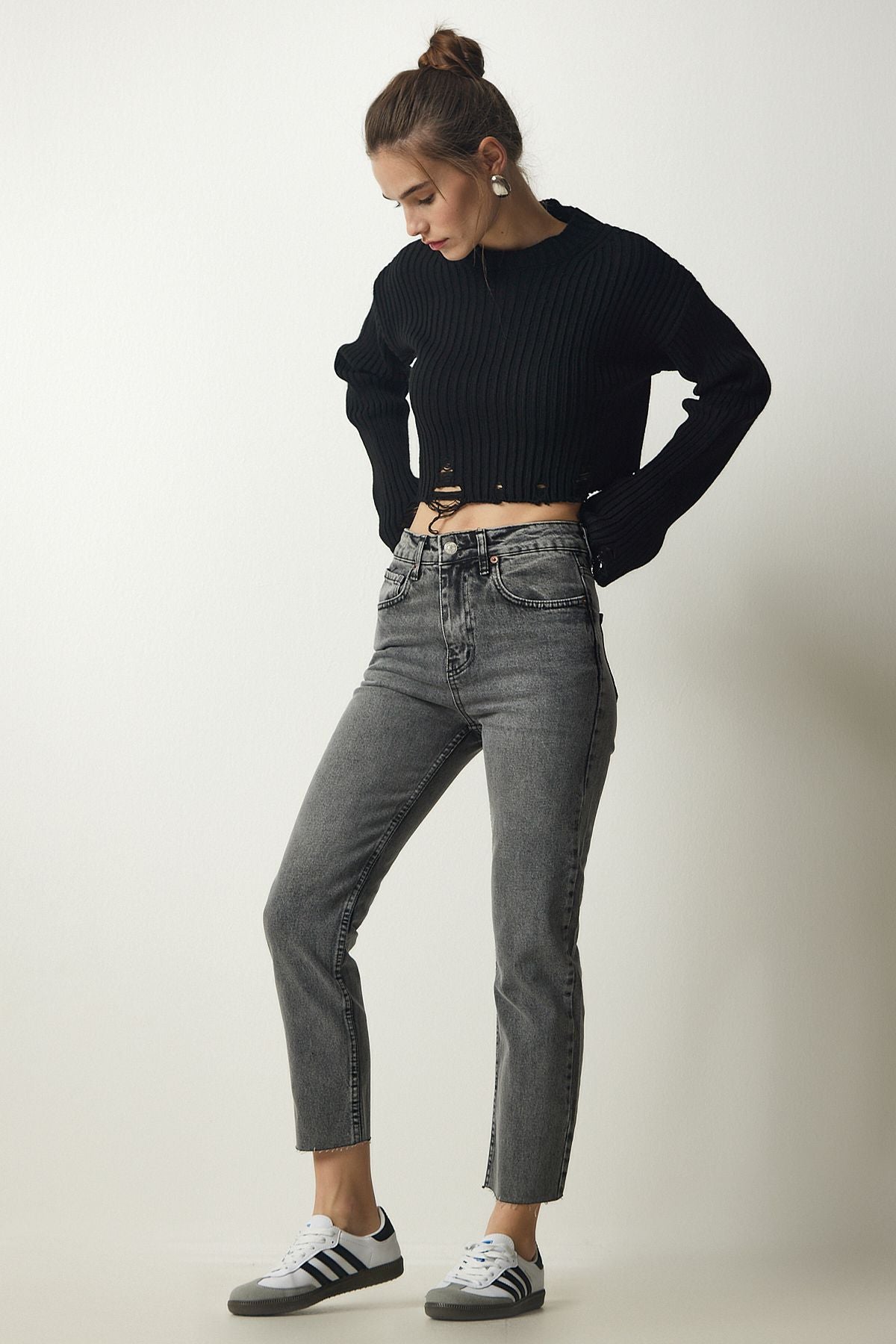 Women's gray high waist denim pants CB00015