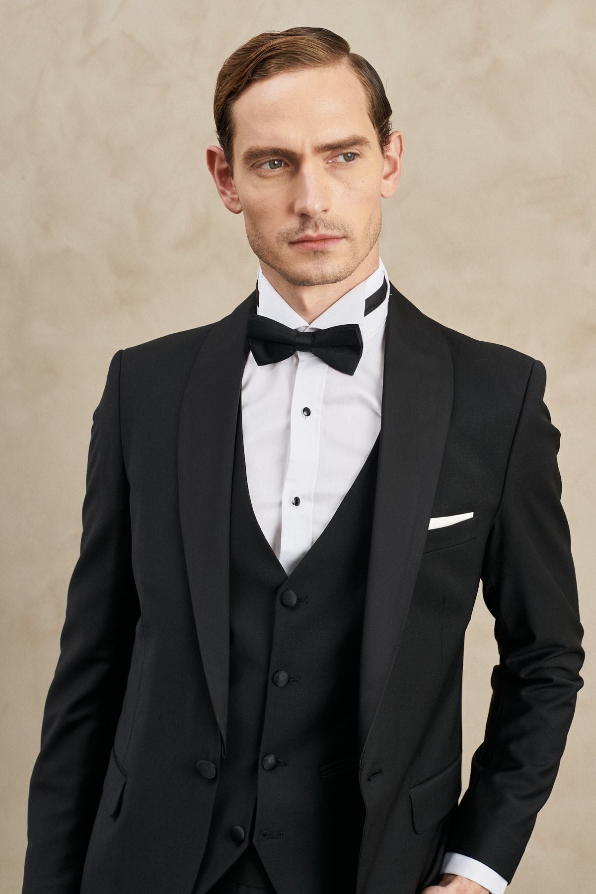 Men's Black Slim Fit Narrow Cut Mono Yaka Classic Tuxedo with Wool Vests