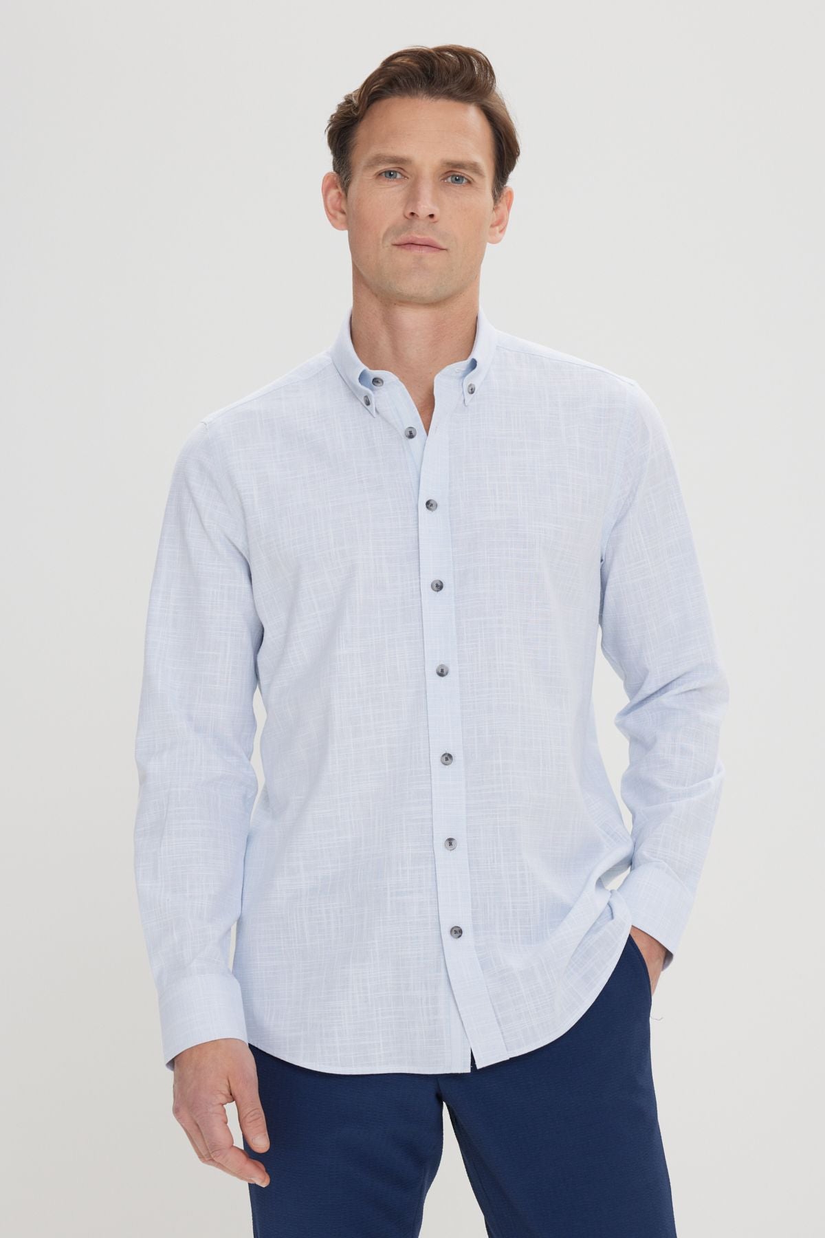 Men's Blue Slim Fit Narrow Cutting Buttoned Neck Linen Looking 100 %Cotton Flamm Summer Shirt