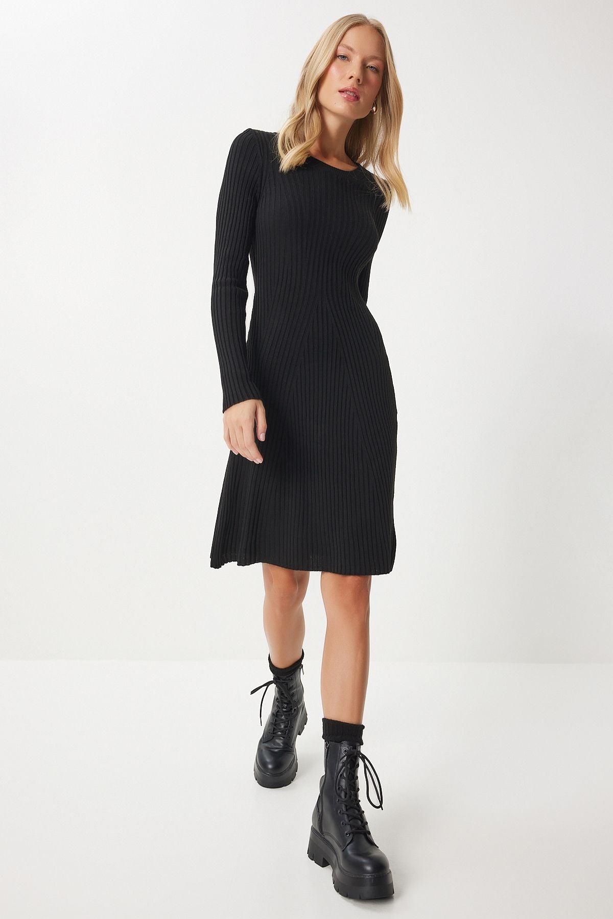 Female Black Bicycle Collar Celiko Dress MX00172