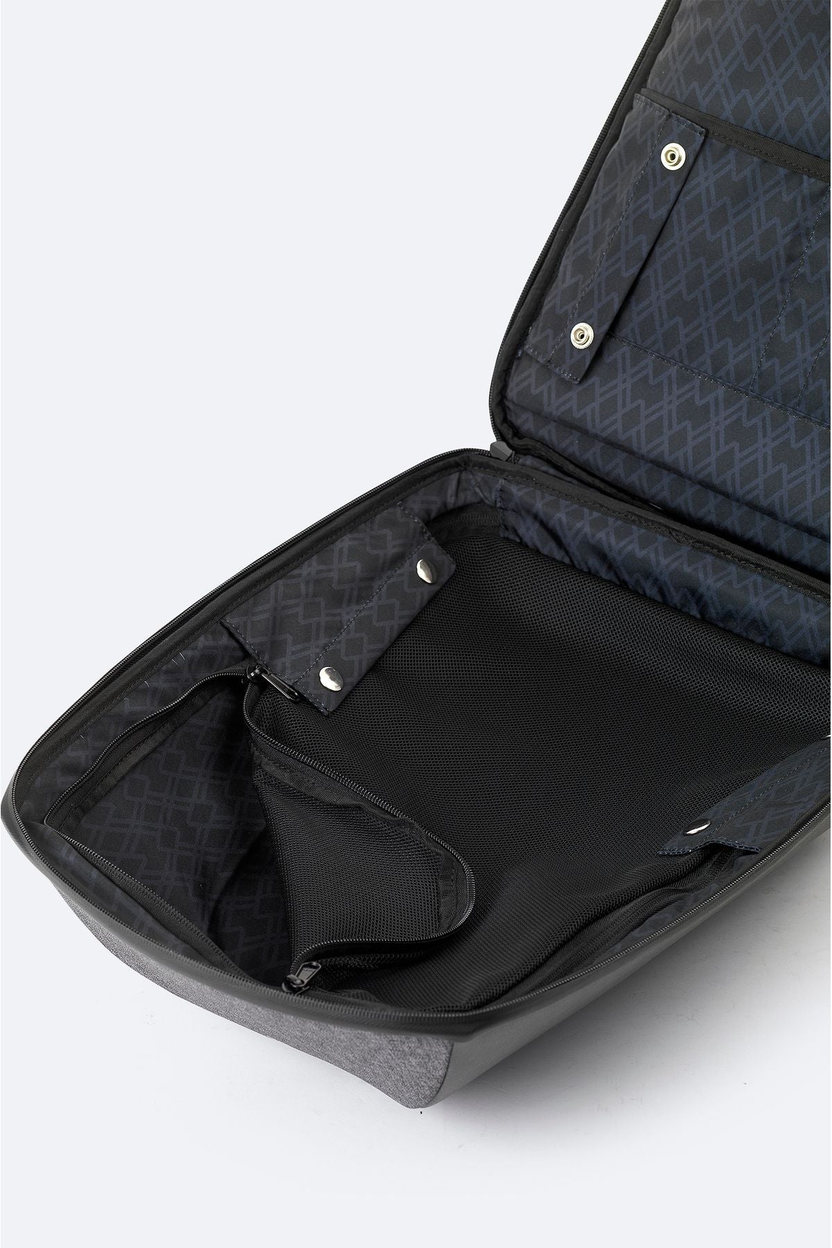 Men's anthracite shell backpack A42y9129