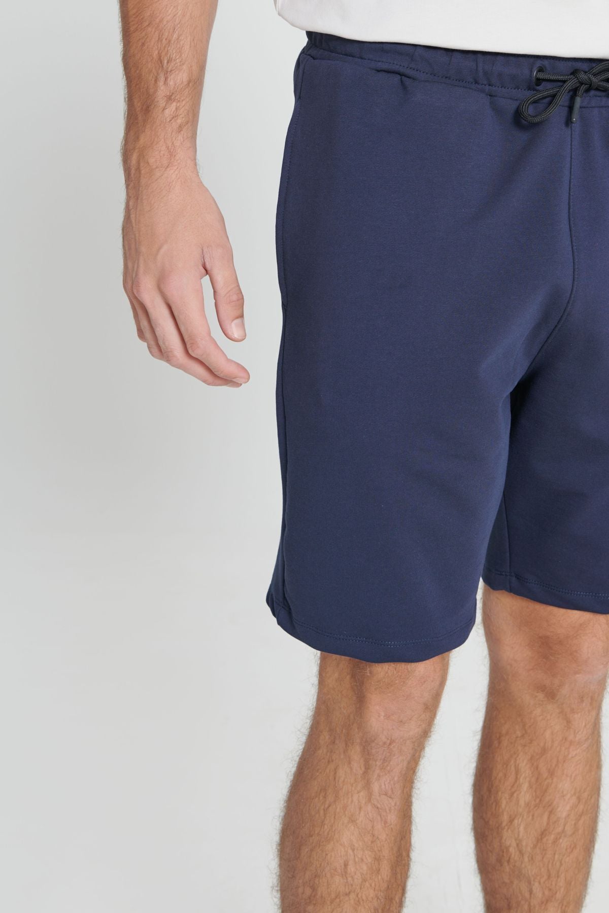 Men's navy blue standard fit normal cut cotton flexible knitting shorts