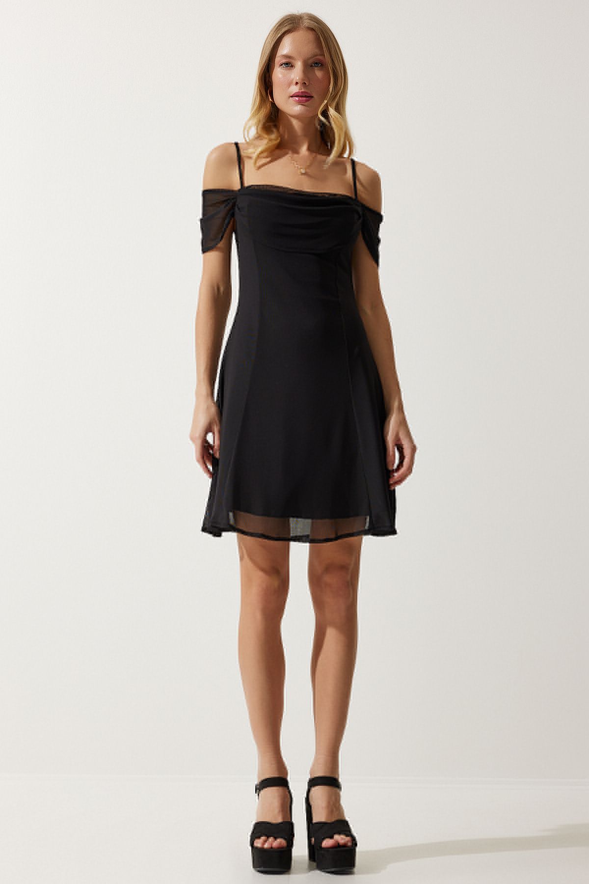 Female Black Hanger Degage Collar Chiffon Dress UB00265