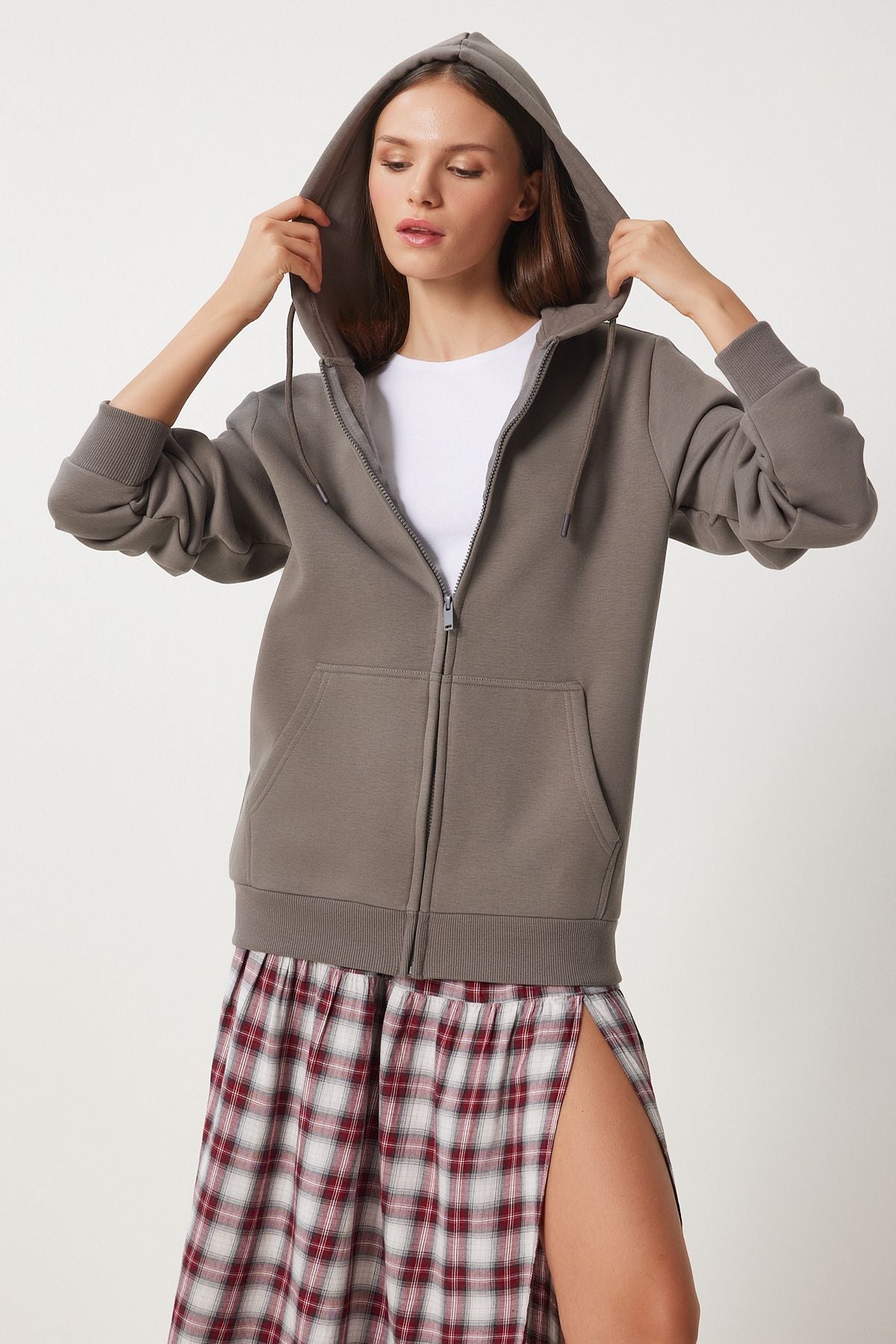 Female Sweatshirt vn00016