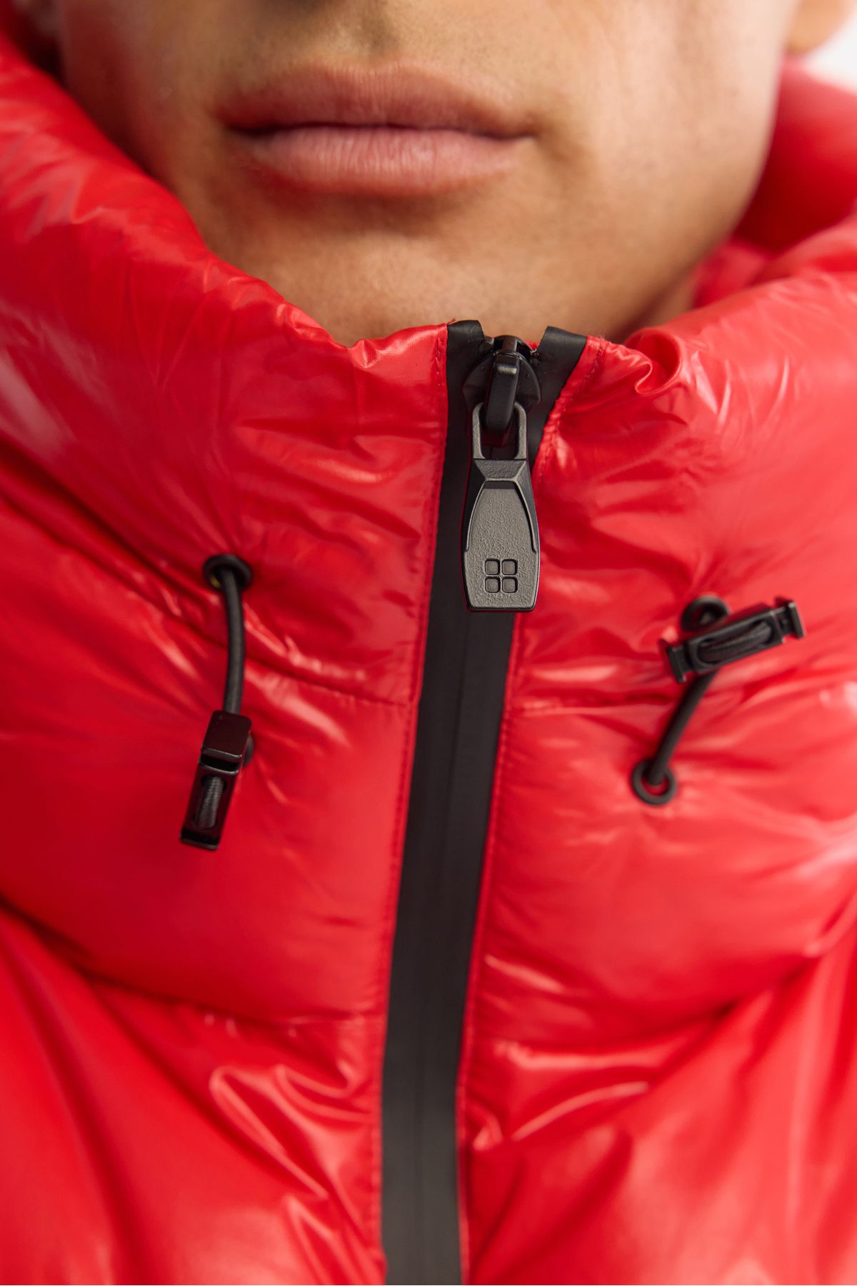 Men's red hooded goose feather water relief windproof -20 degrees resistant swelling coat A42y6182
