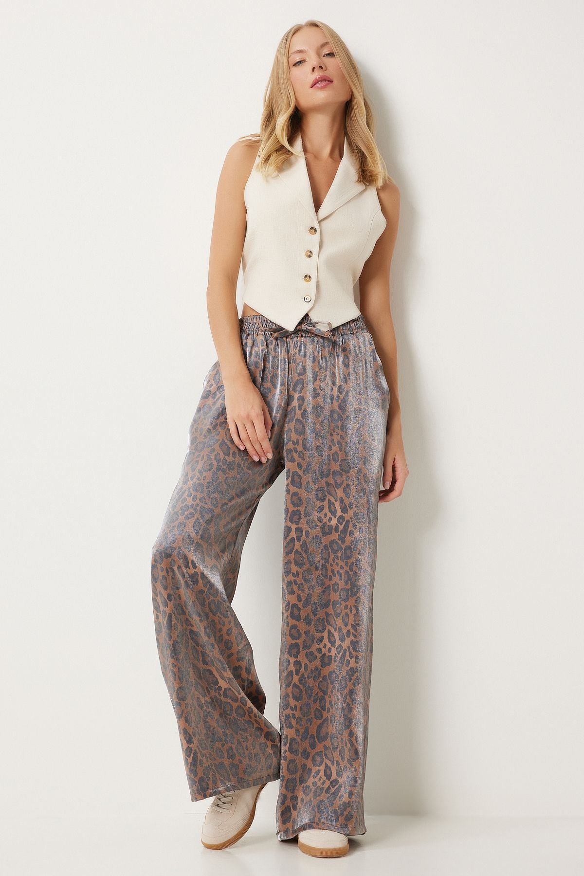Women's black beige leopard patterned bright surface pants an00209