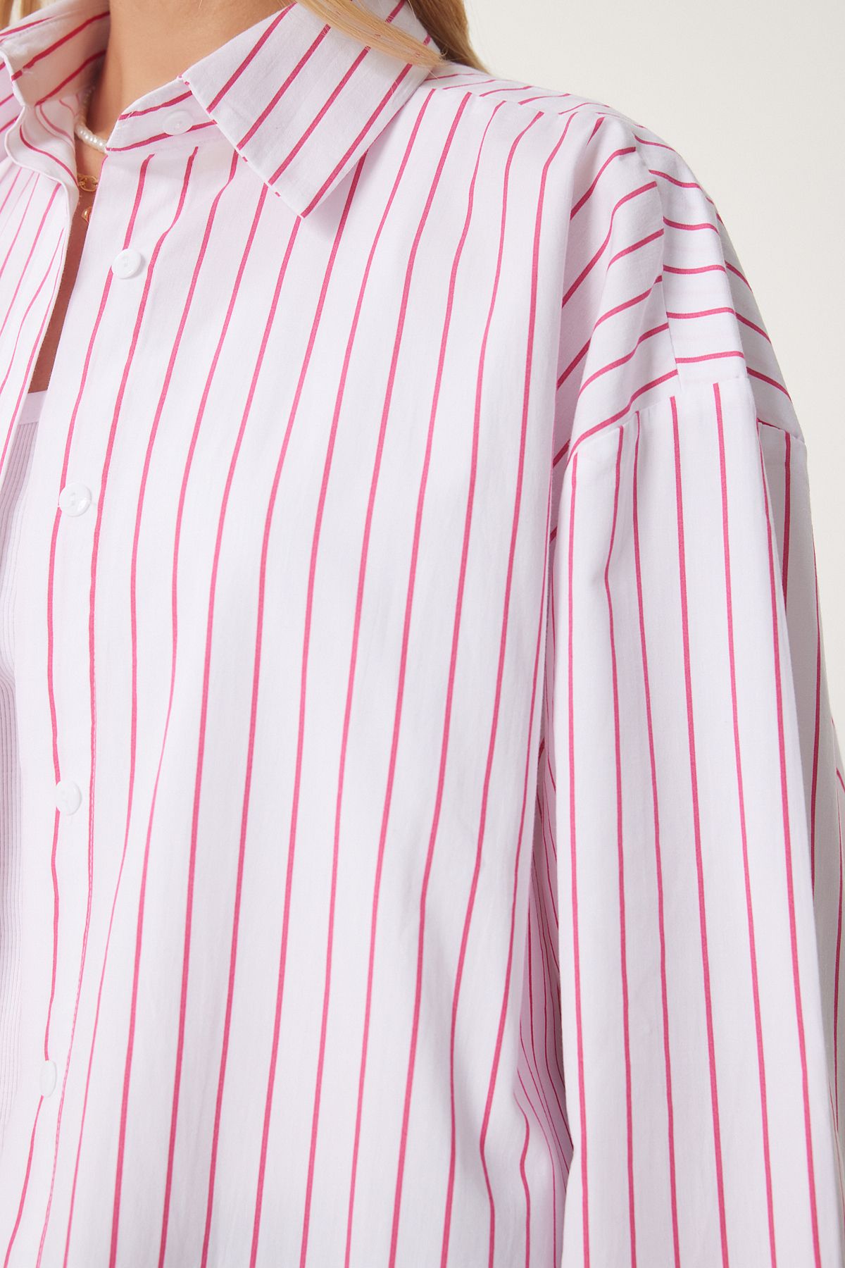 Woman White Pink Striped Oversize Long Weaving Shirt BP00168