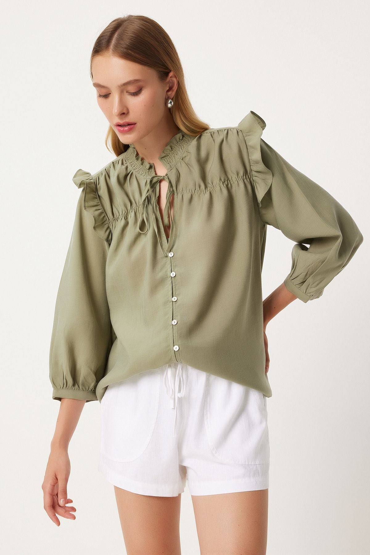 Female Khaki Suffering Detailed Flax Mixed Blouse HK00039