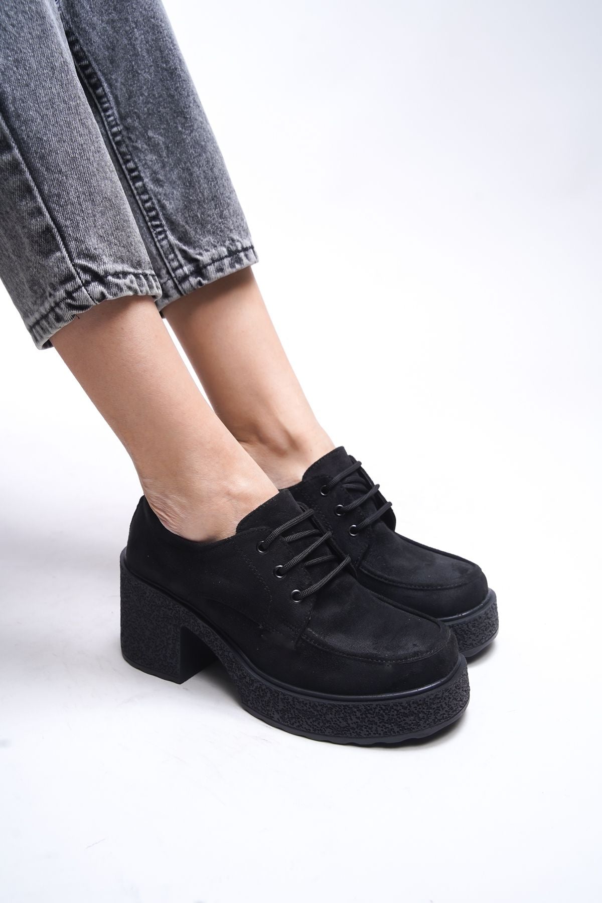 Qerekna woman heels laced loafer 00121500 black suede