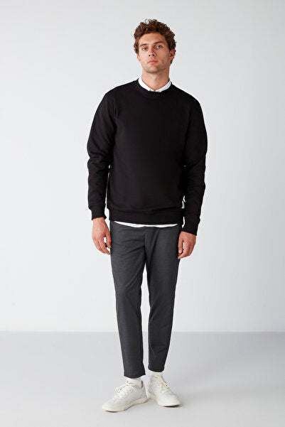 Travis Men's Soft Fabric Regular Fit Round Collar Black Sweatshirt