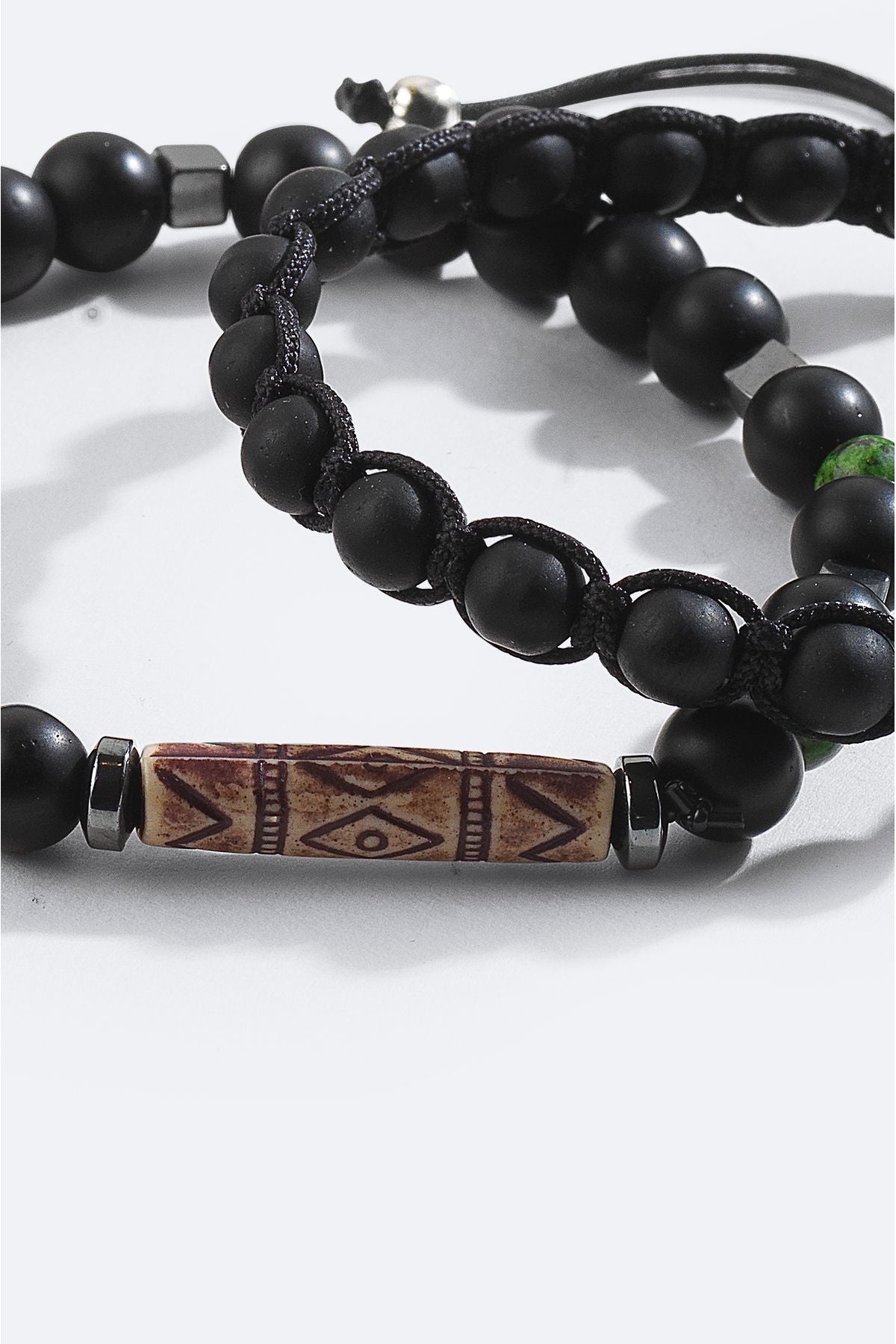Men's black gazelle and hematitis stone bracelet A42y9619