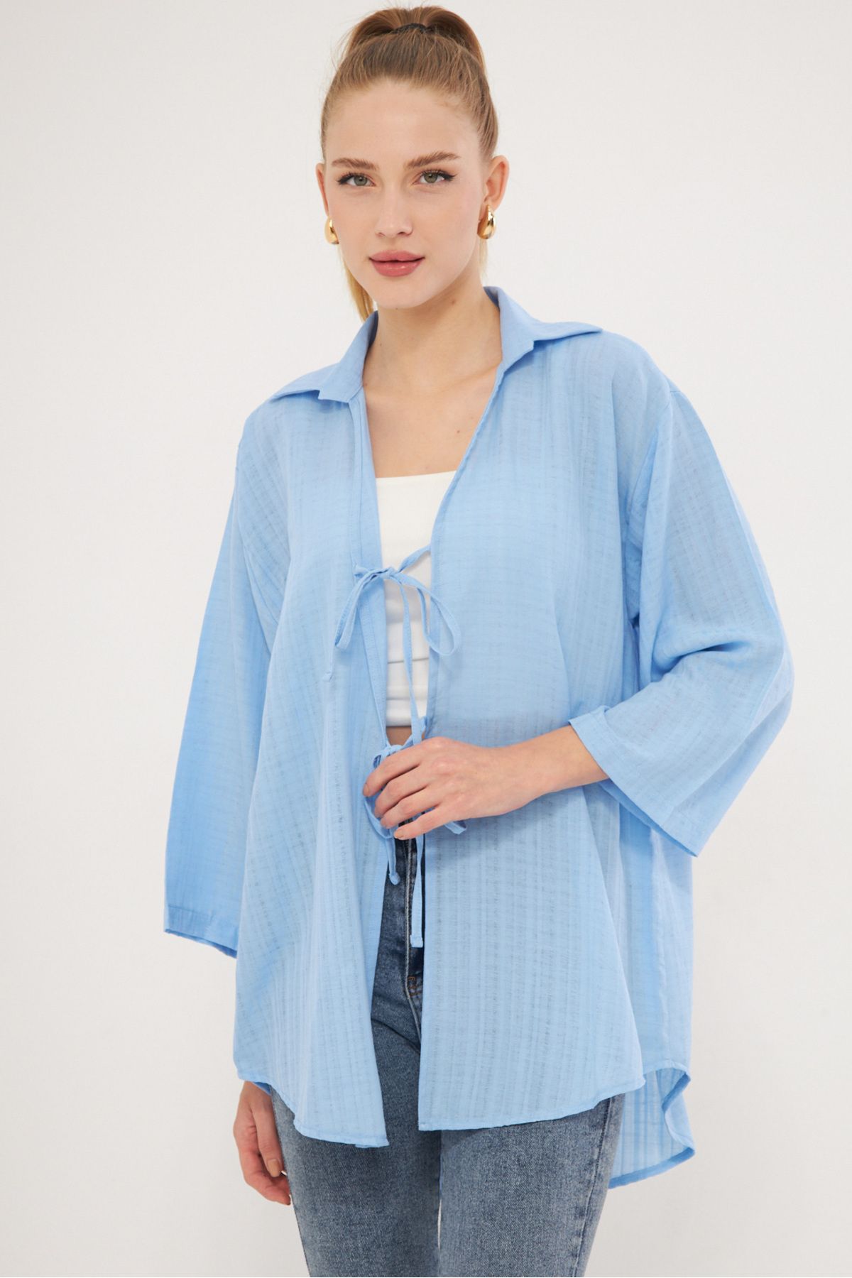 Woman Baby Blue Shirt Collar with Lacked Kimono Shirt ARM-25K001006