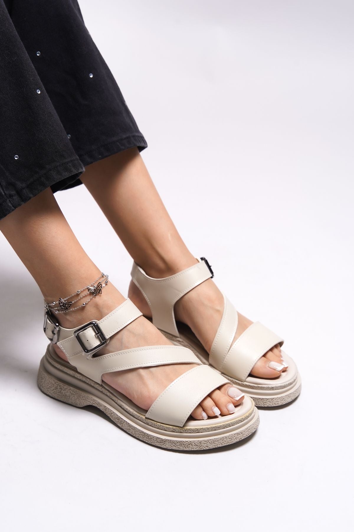 Arnouk woman sandals 0012202 beige skin