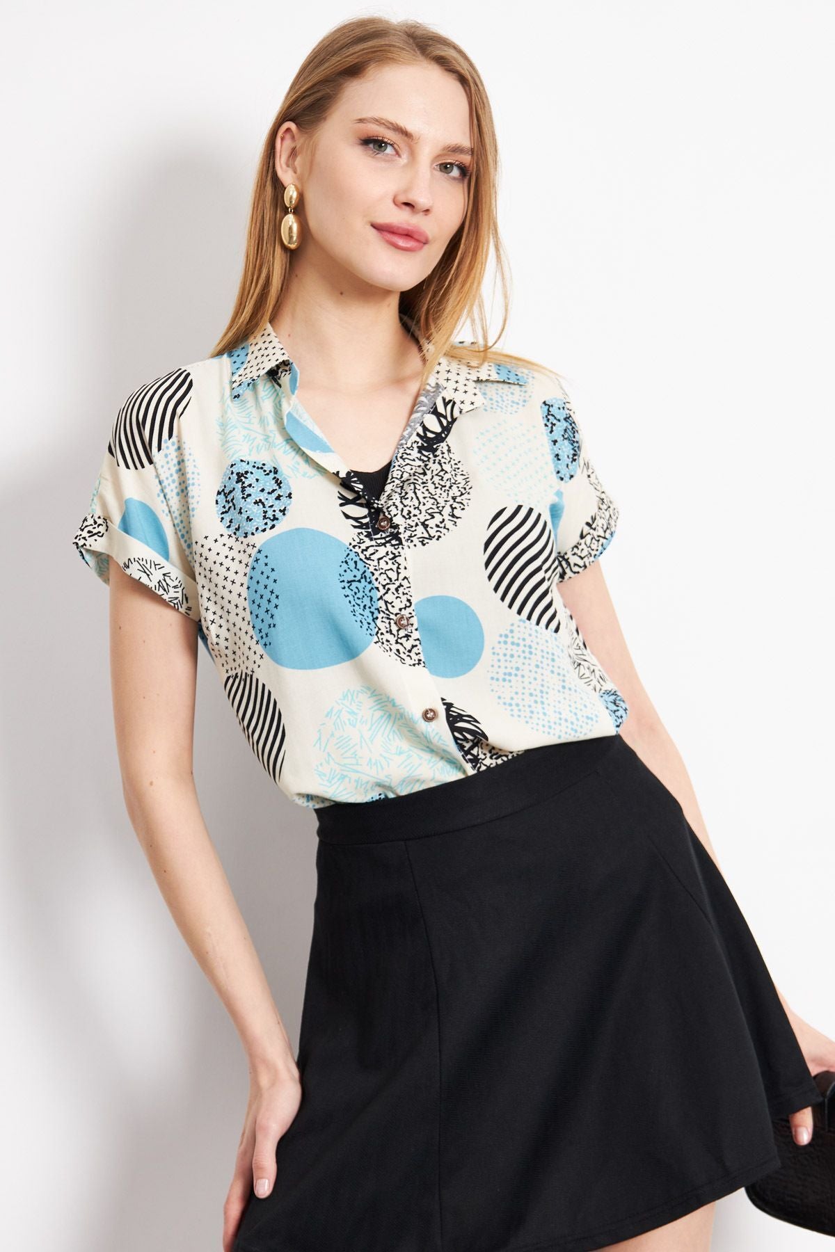 Female turquoise patterned short arm shirt ARM-221052