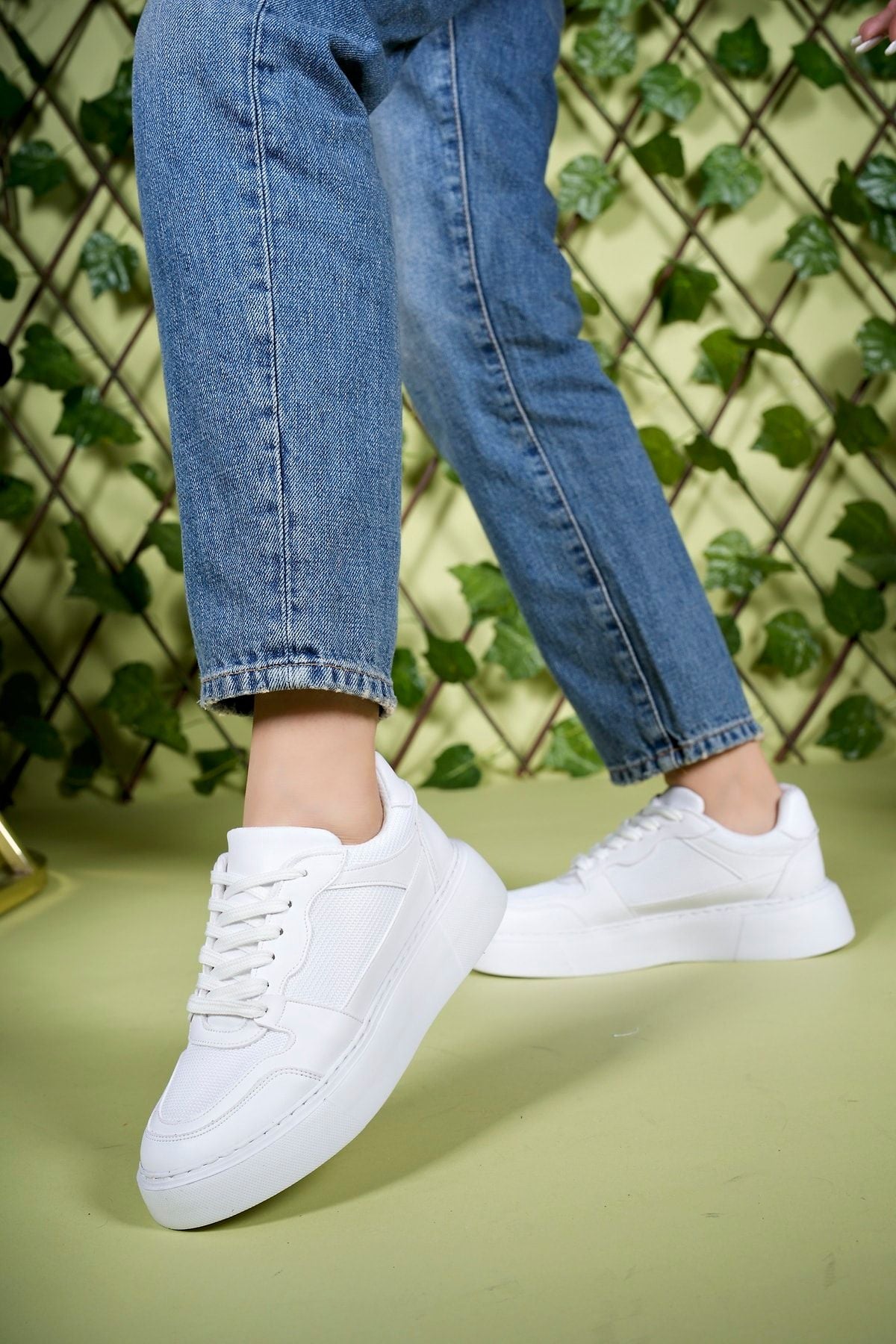 Woman Sneaker 0012339 White