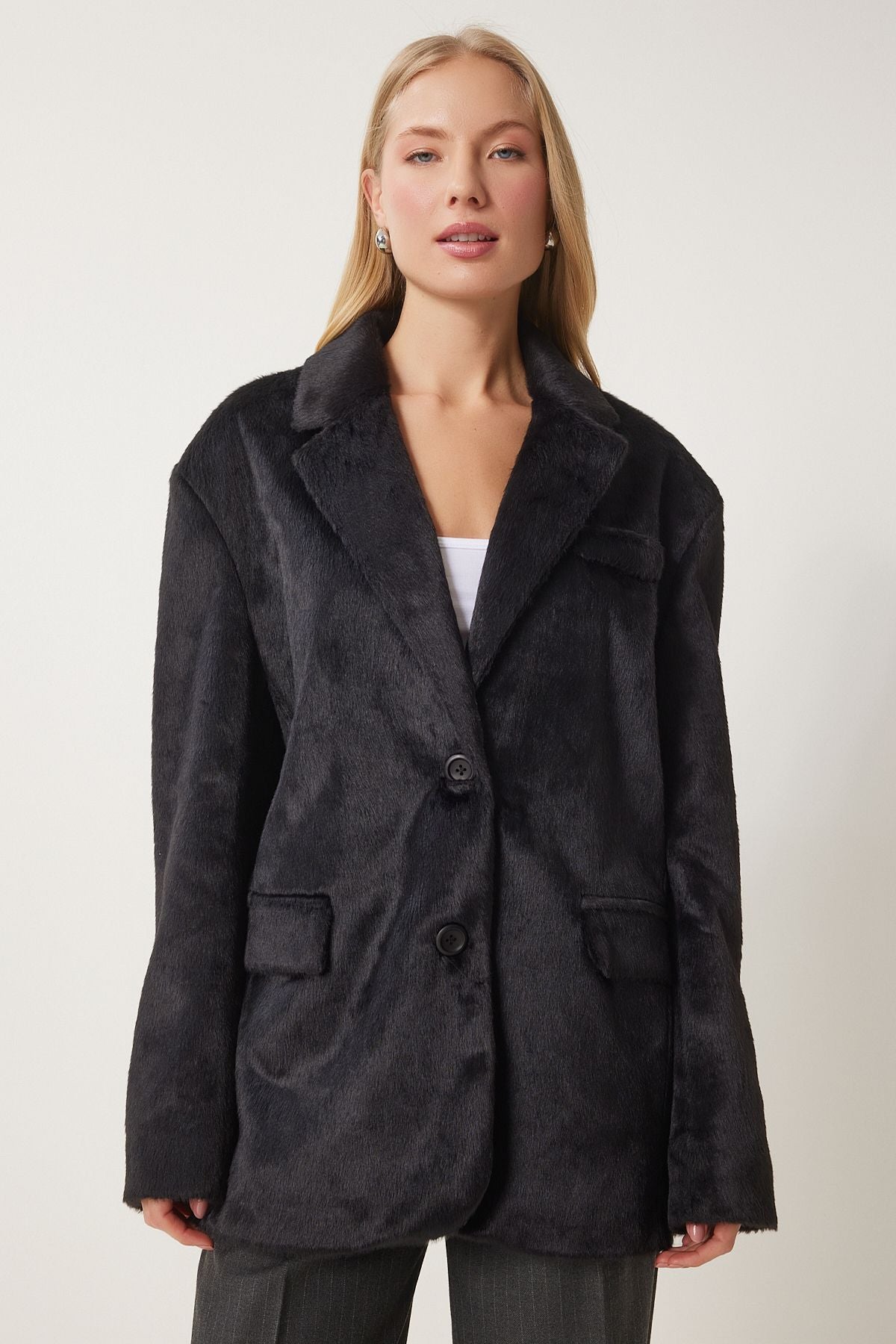 Female Black Cruve Yaka Artificial Fur Jacket FN03435