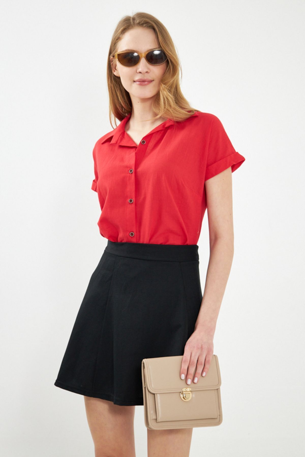 Woman Red Short Sleeve Linen Shirt ARM-24Y001038
