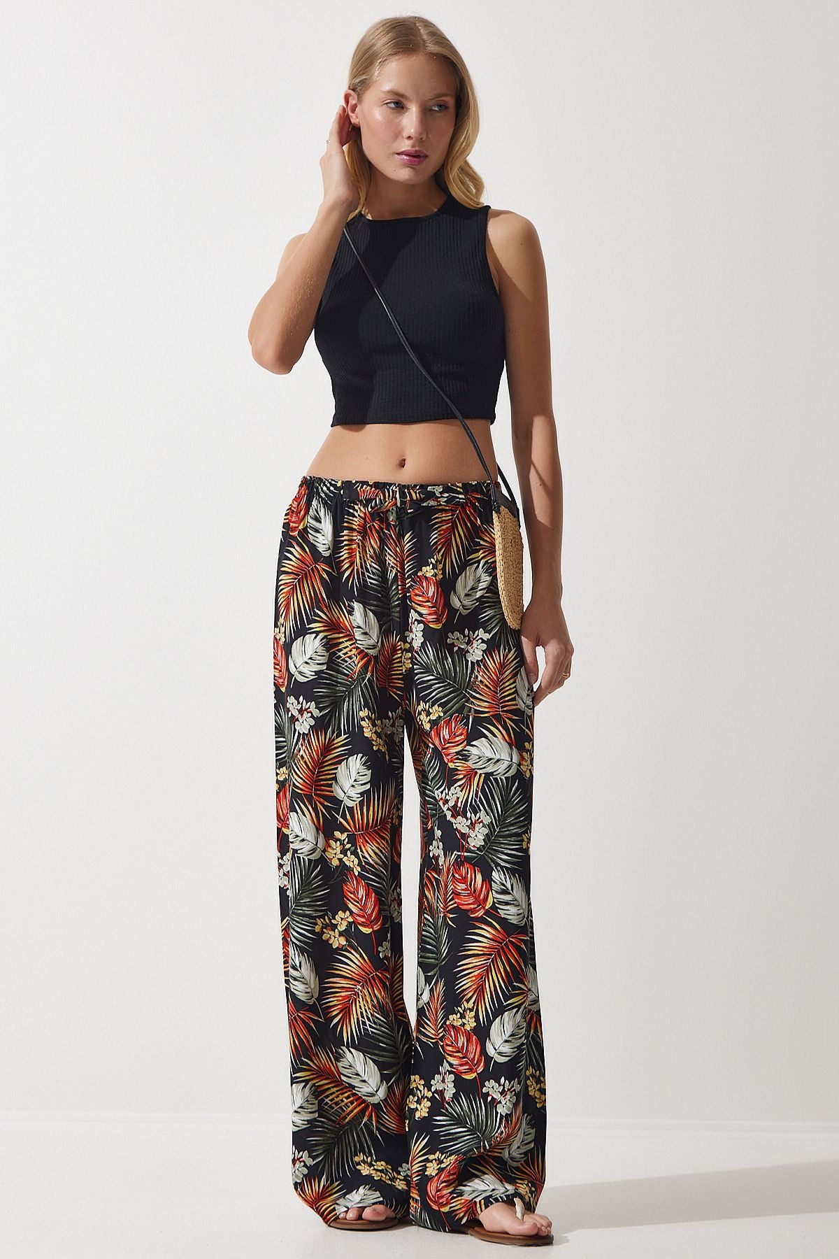 Female Black Tile Patterned Viscose Palazzo Pants EN00606